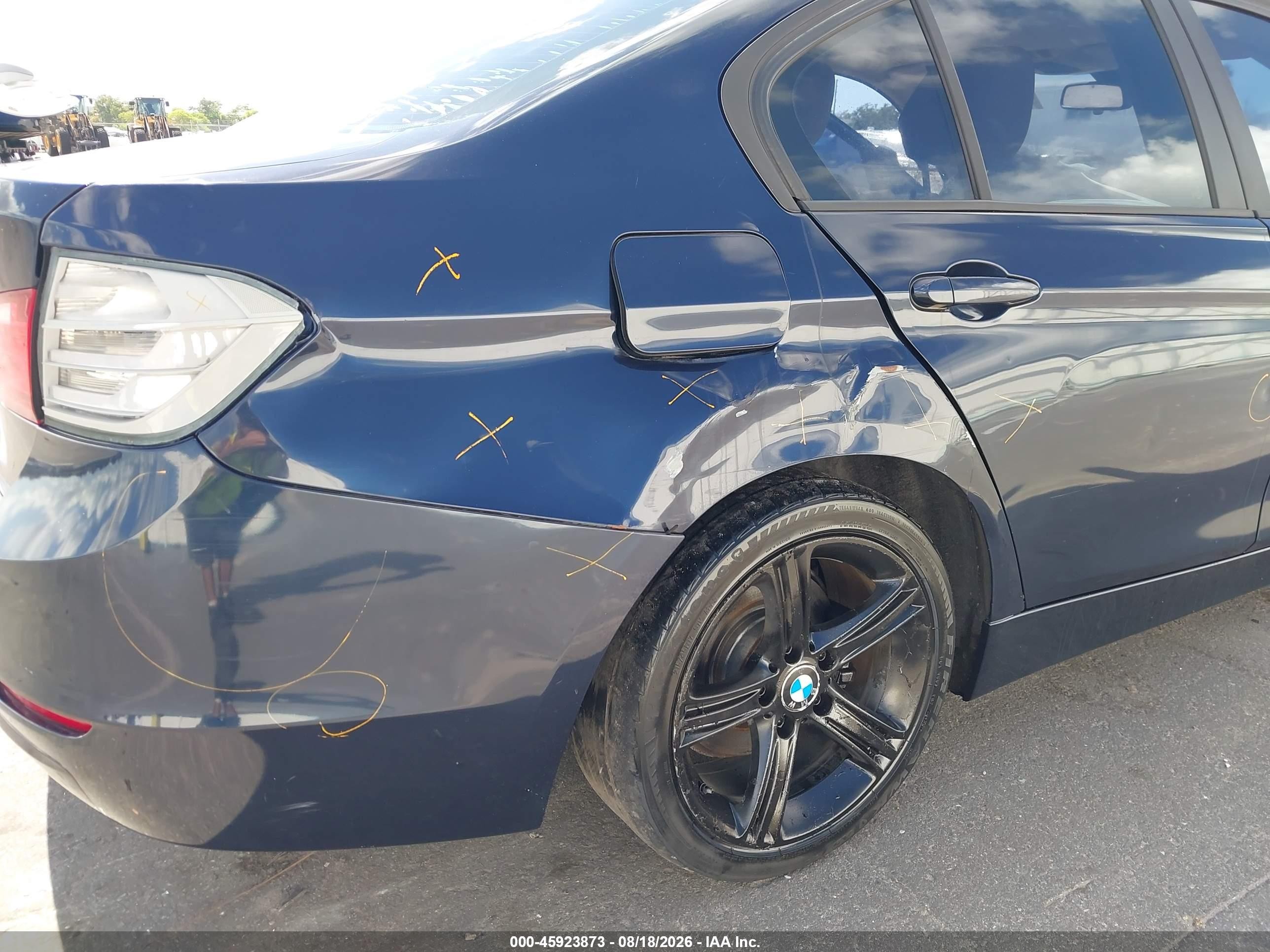 2013 Bmw 328i   Blue vin: WBA3A5G50DNP23104