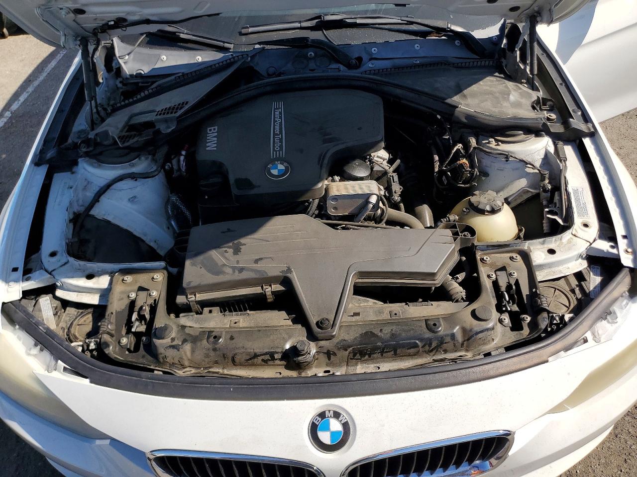 2013 Bmw 328 I White vin: WBA3A5G50DNP23555