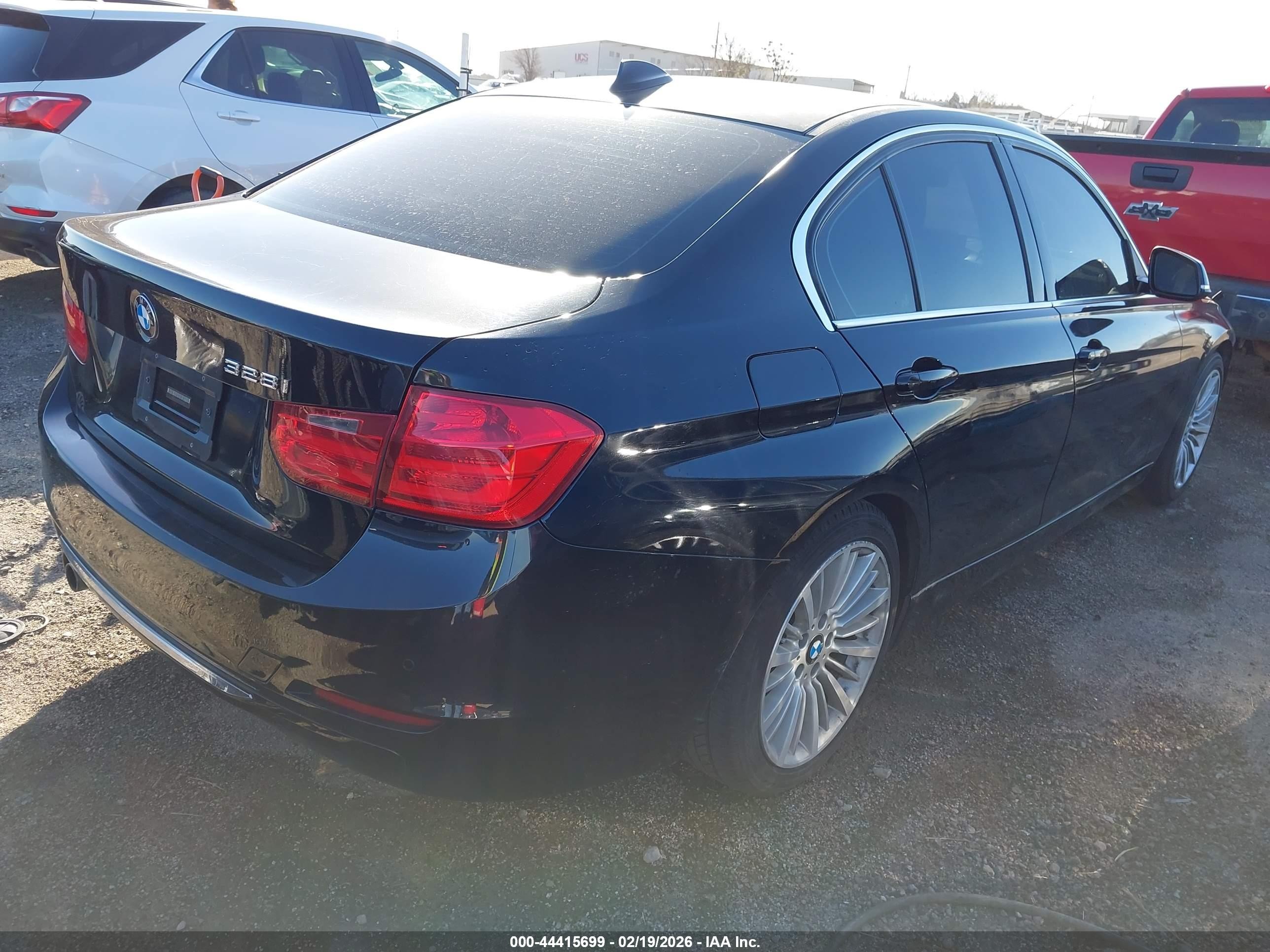 2013 Bmw 328i   Black vin: WBA3A5G50DNP25614