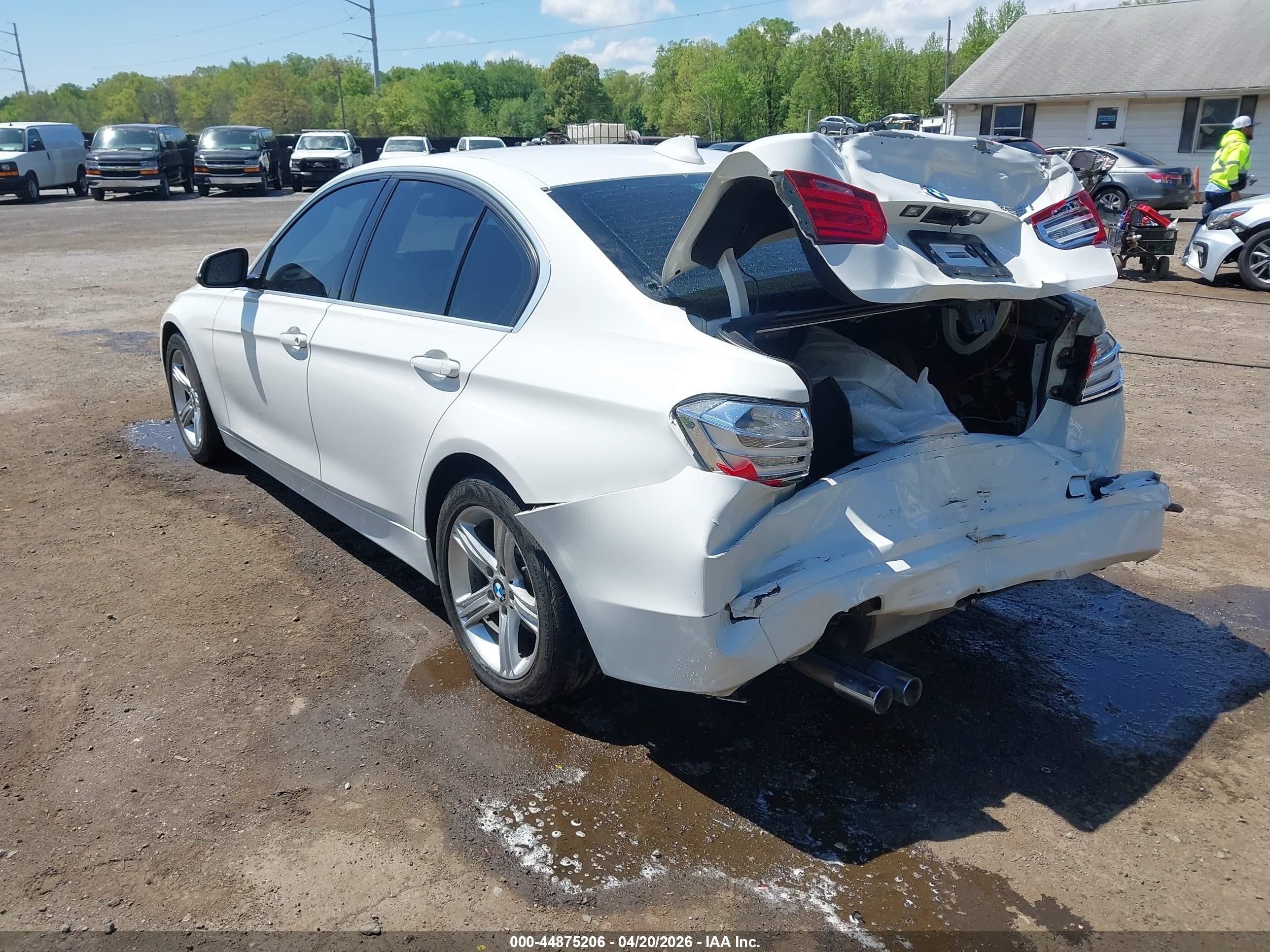2015 Bmw 328i   White vin: WBA3A5G50FNP34283