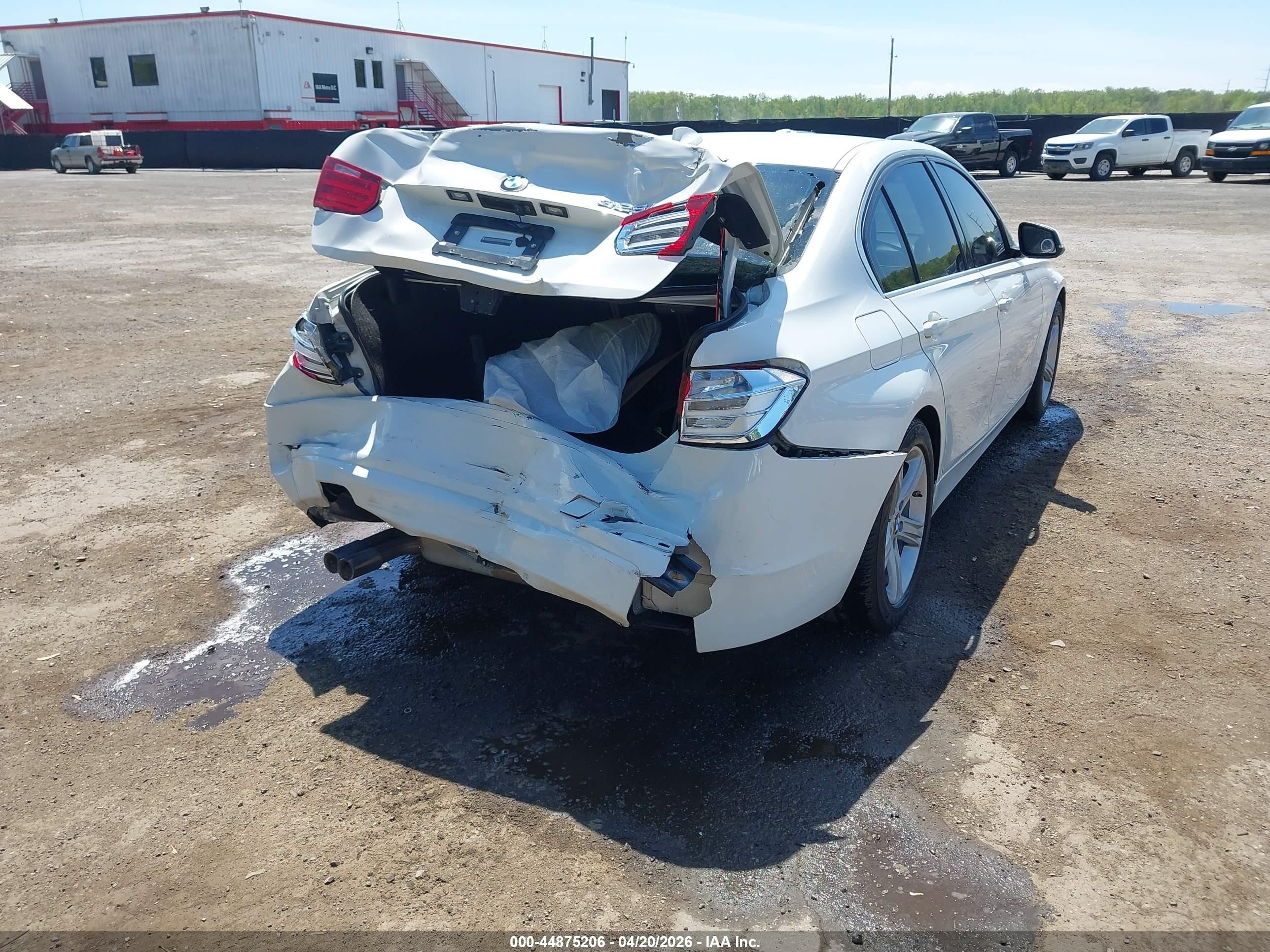 2015 Bmw 328i   White vin: WBA3A5G50FNP34283