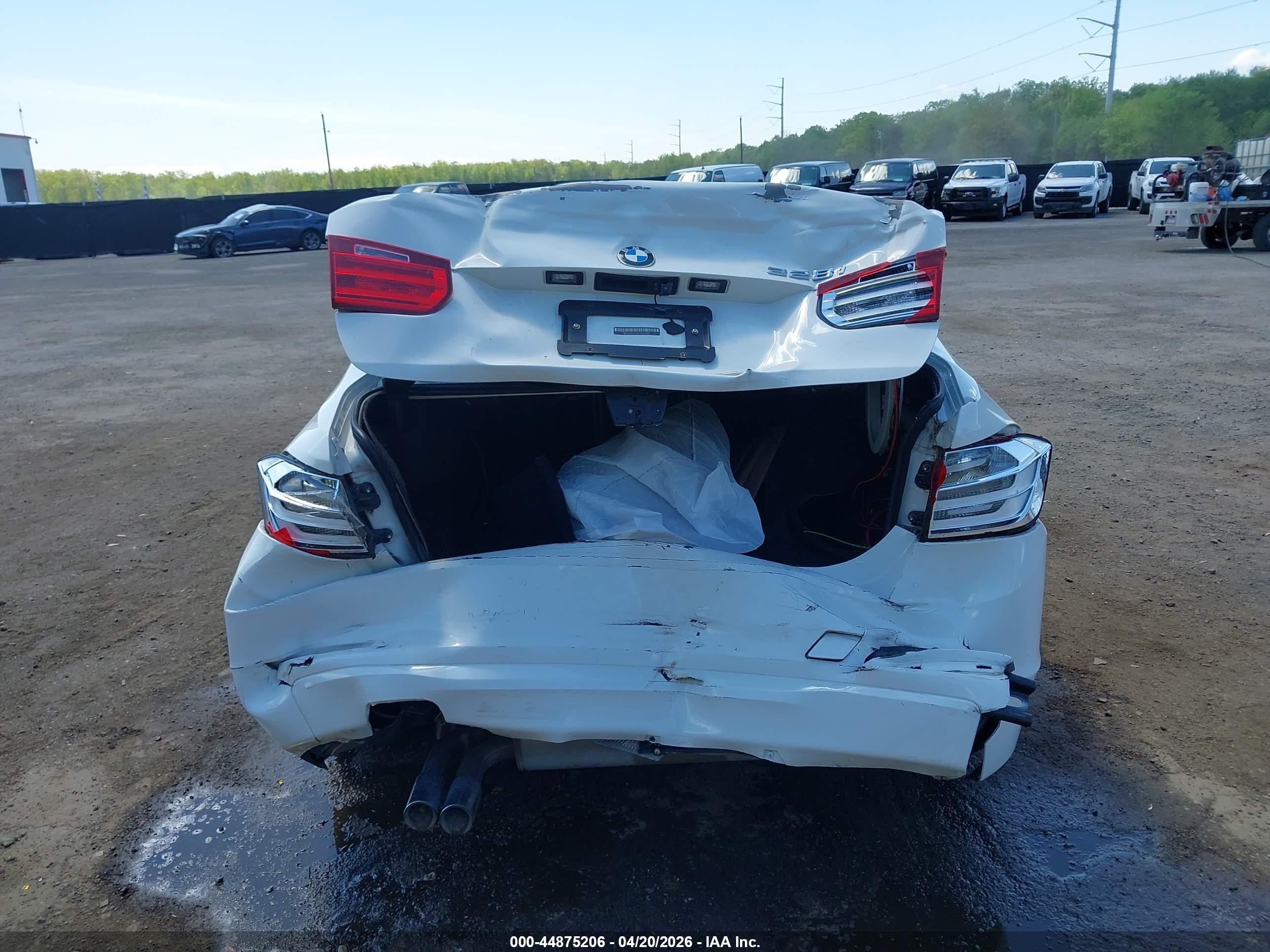2015 Bmw 328i   White vin: WBA3A5G50FNP34283