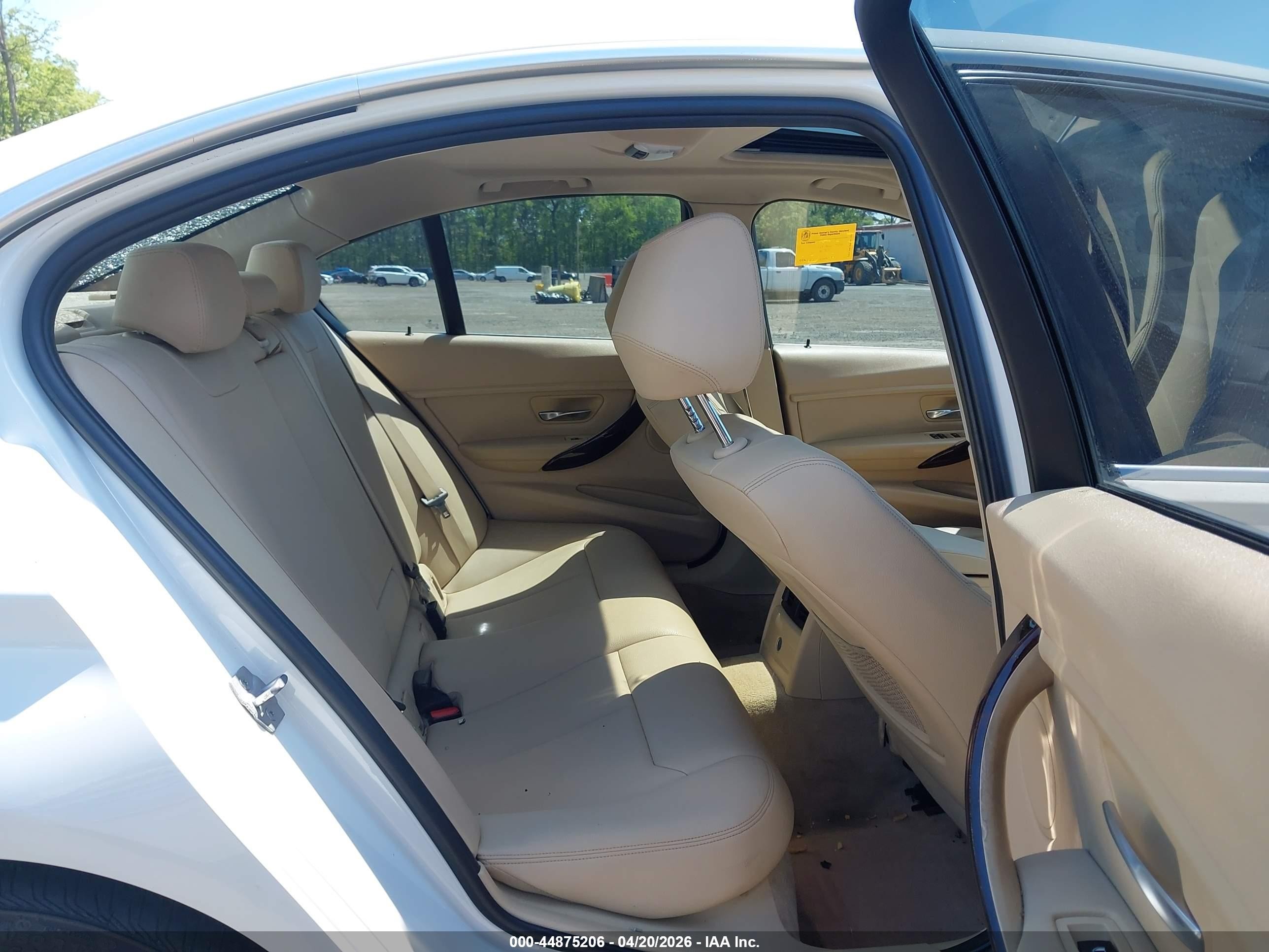 2015 Bmw 328i   White vin: WBA3A5G50FNP34283