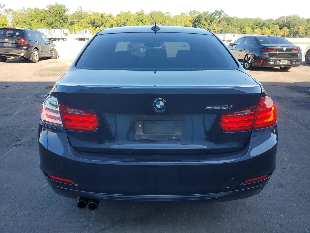 2015 Bmw 328 I Черный vin: WBA3A5G50FNS91679