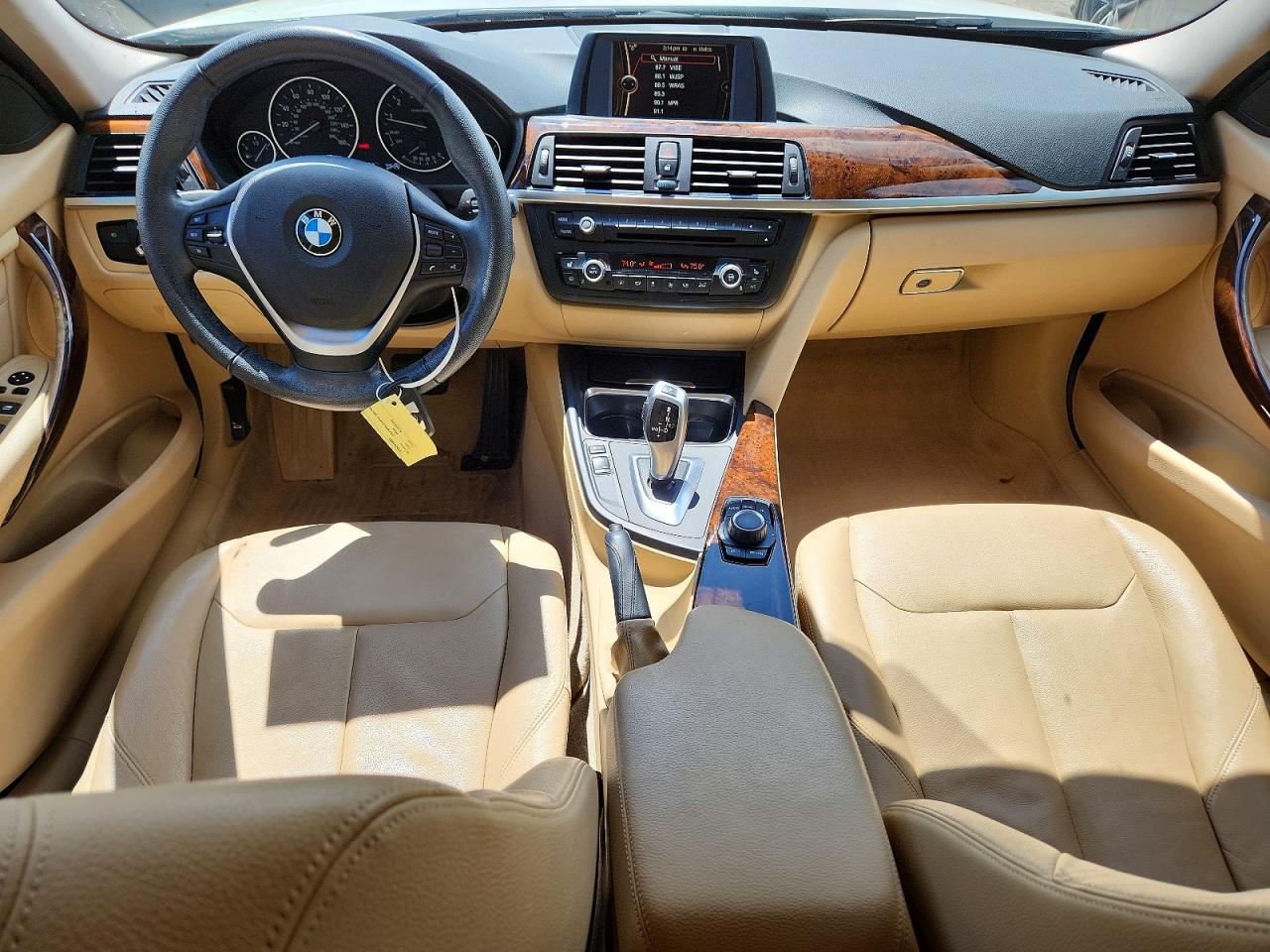 2014 Bmw 328 I Белый vin: WBA3A5G51ENP27874