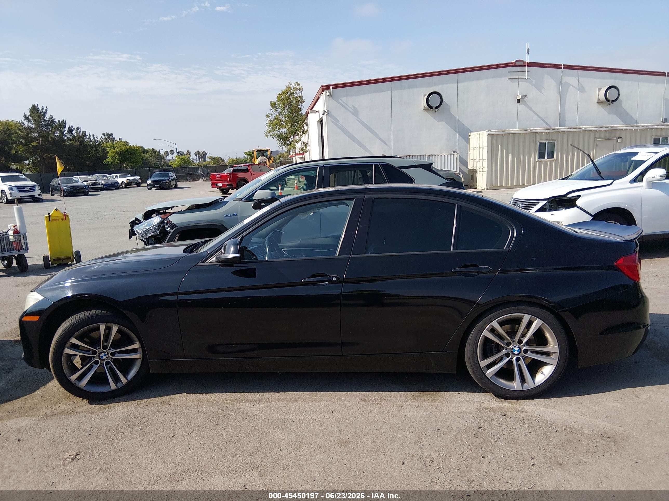 2012 Bmw 328i   Black vin: WBA3A5G52CNP17514