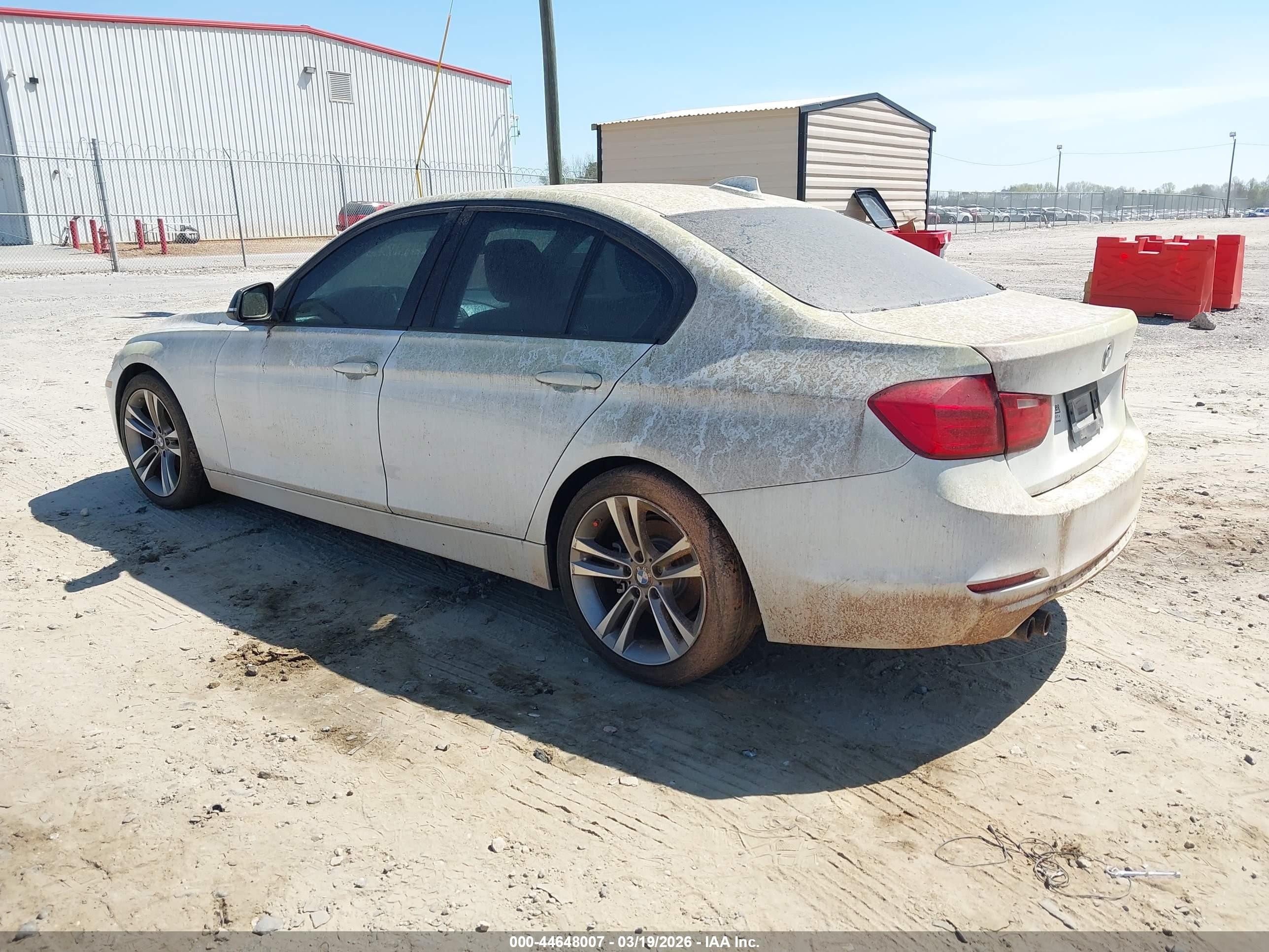 2013 Bmw 328i   White vin: WBA3A5G53DNP19175