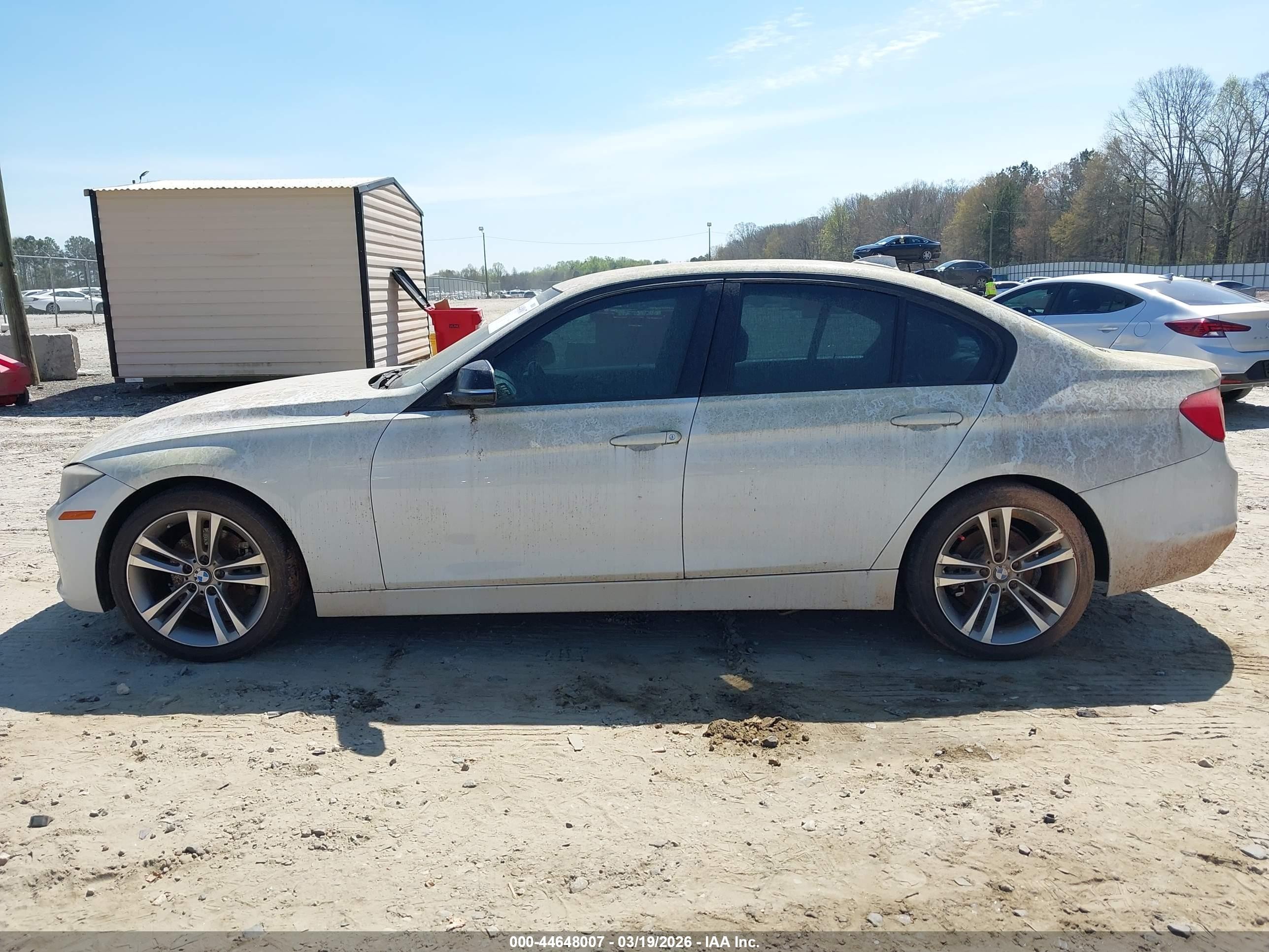 2013 Bmw 328i   White vin: WBA3A5G53DNP19175