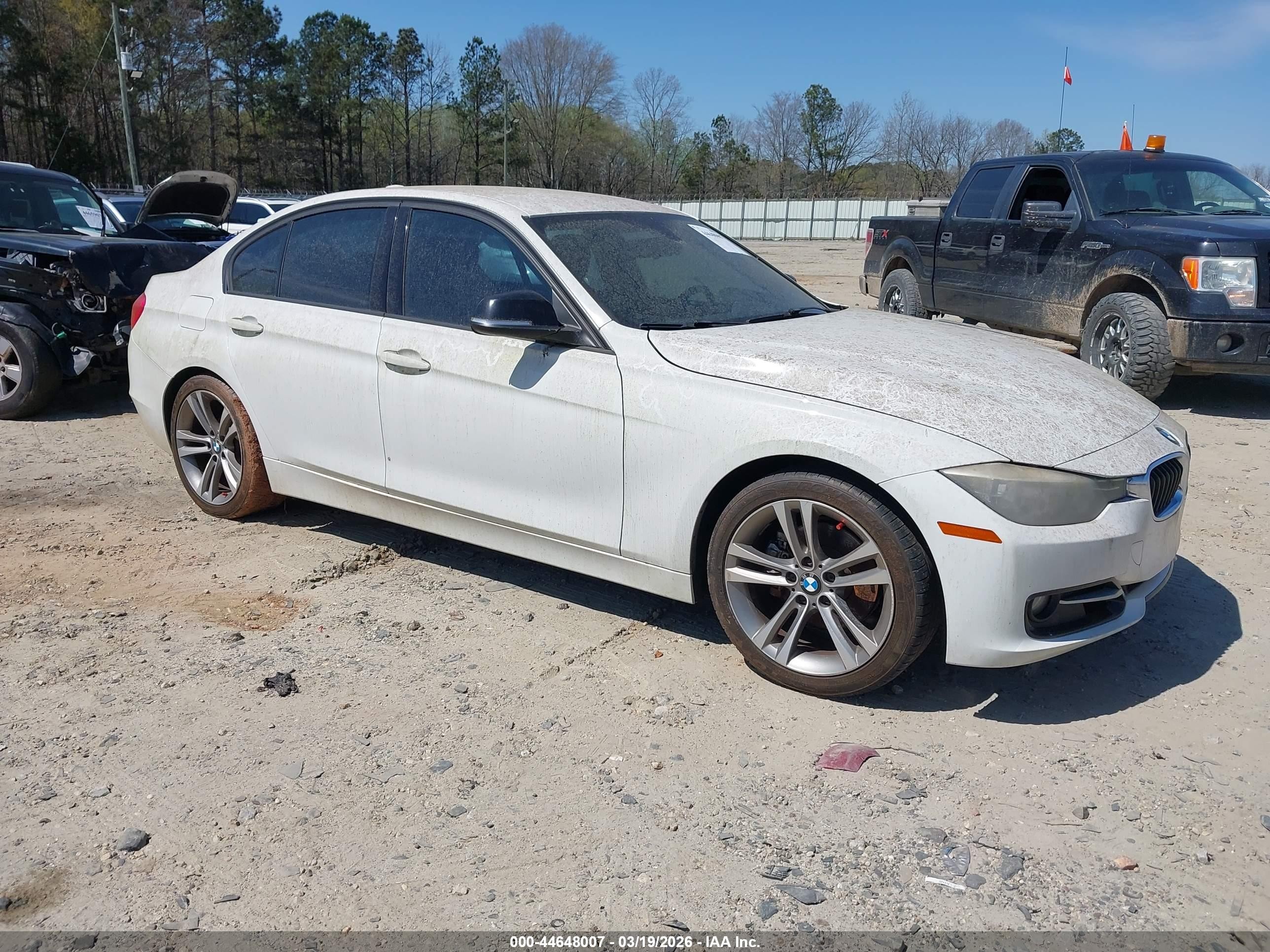 2013 Bmw 328i   White vin: WBA3A5G53DNP19175