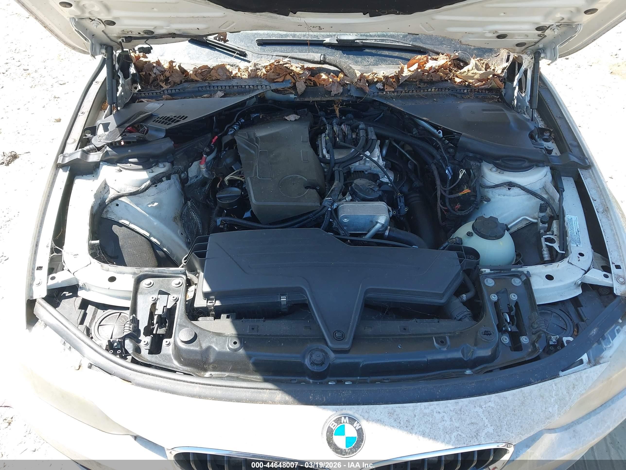 2013 Bmw 328i   White vin: WBA3A5G53DNP19175