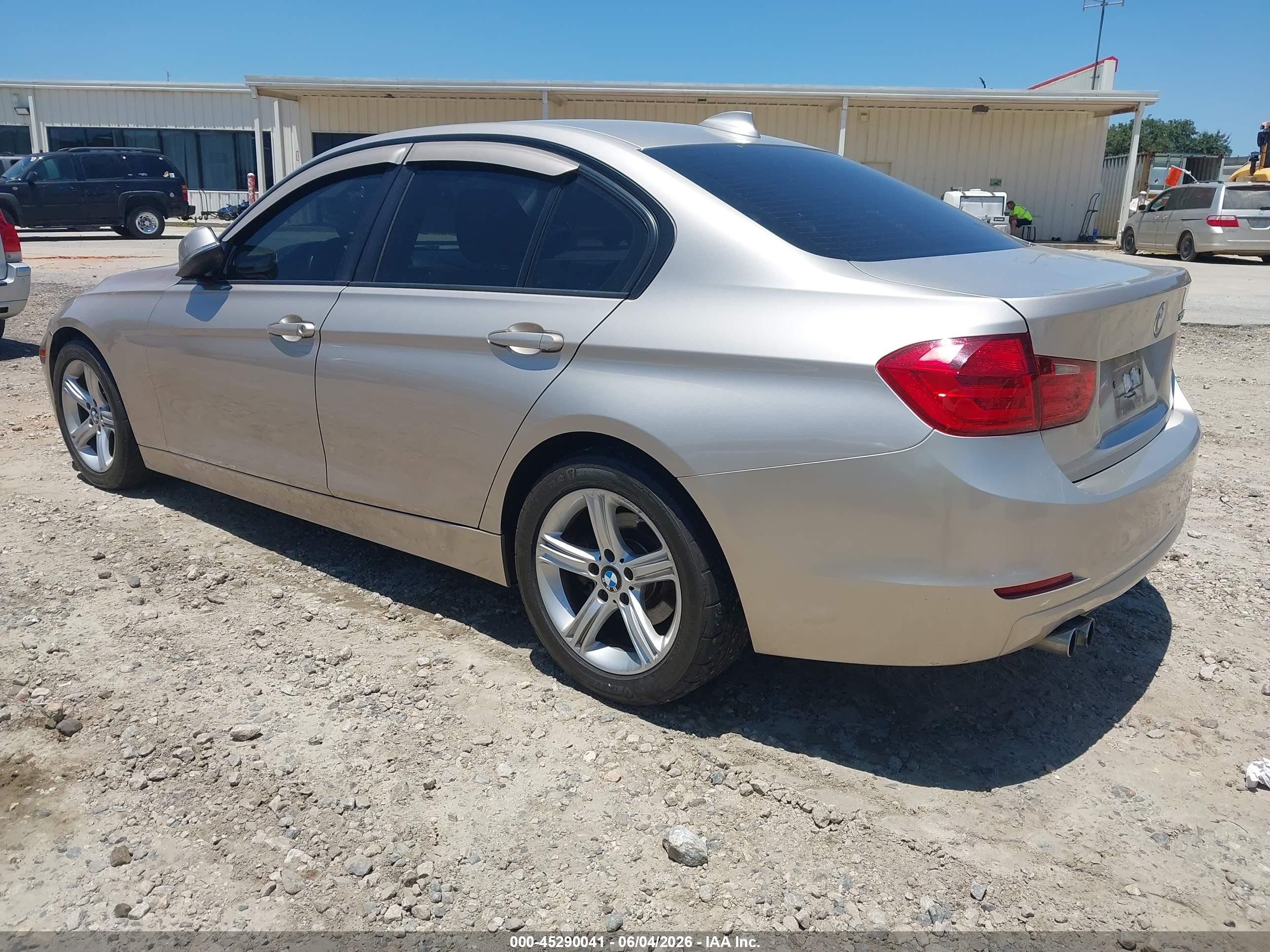 2013 Bmw 328i   Tan vin: WBA3A5G53DNP21301