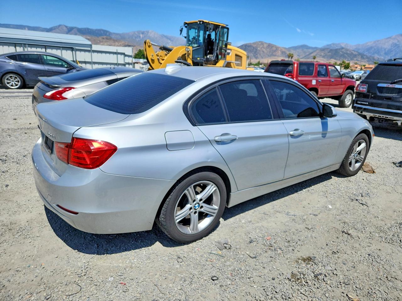 2013 Bmw 328 I Серебряный vin: WBA3A5G53DNP24747