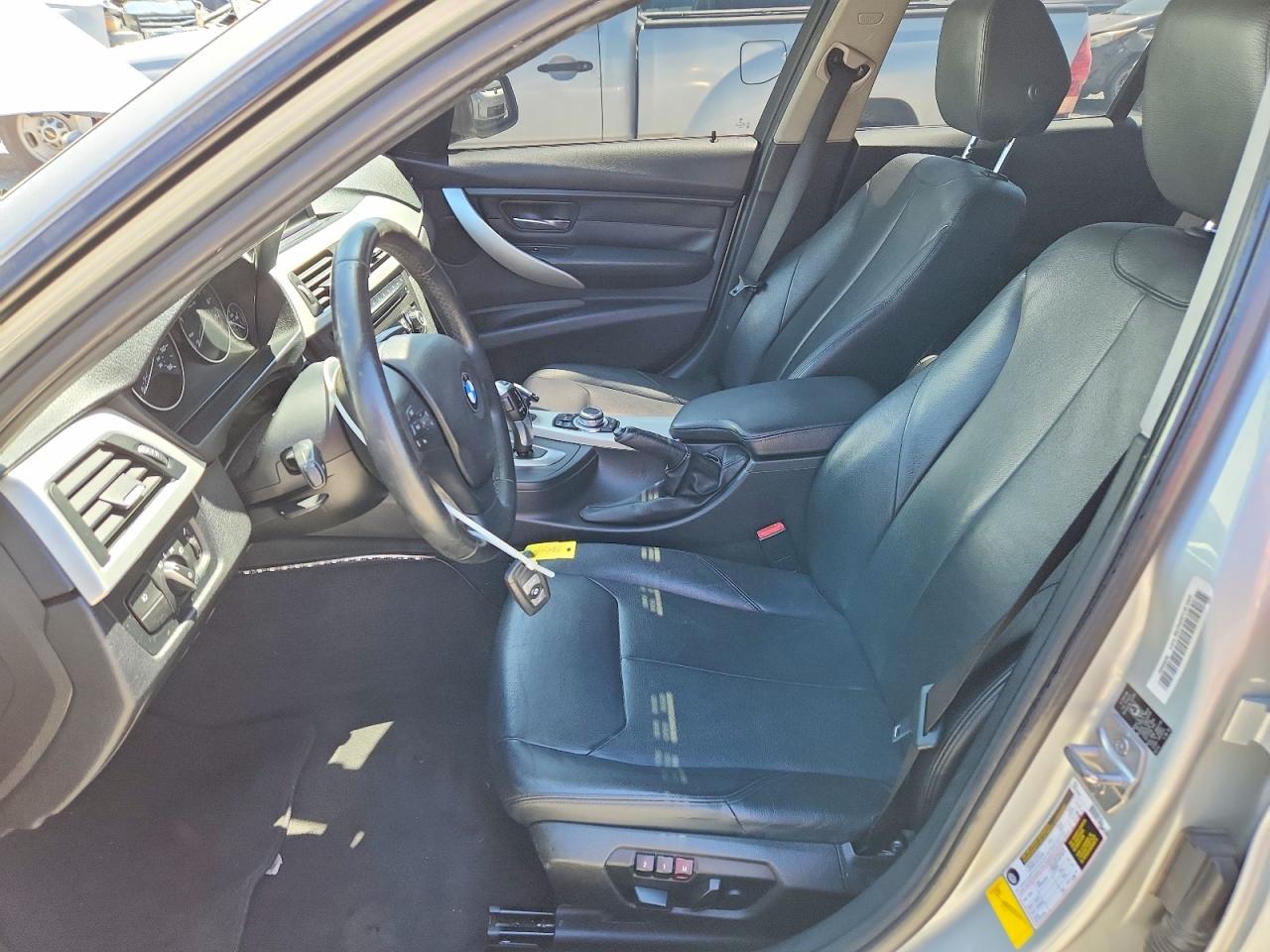 2013 Bmw 328 I Серебряный vin: WBA3A5G53DNP24747