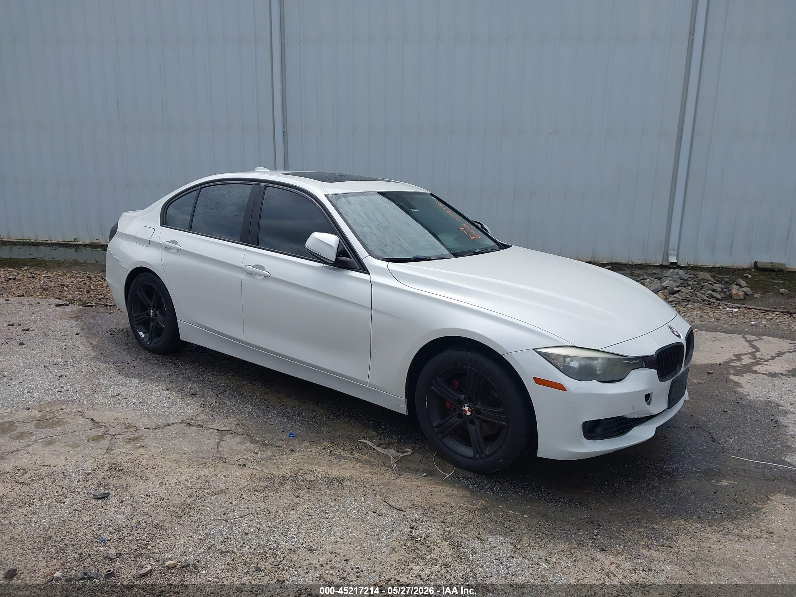 2014 Bmw 328i   White vin: WBA3A5G53ENP31568
