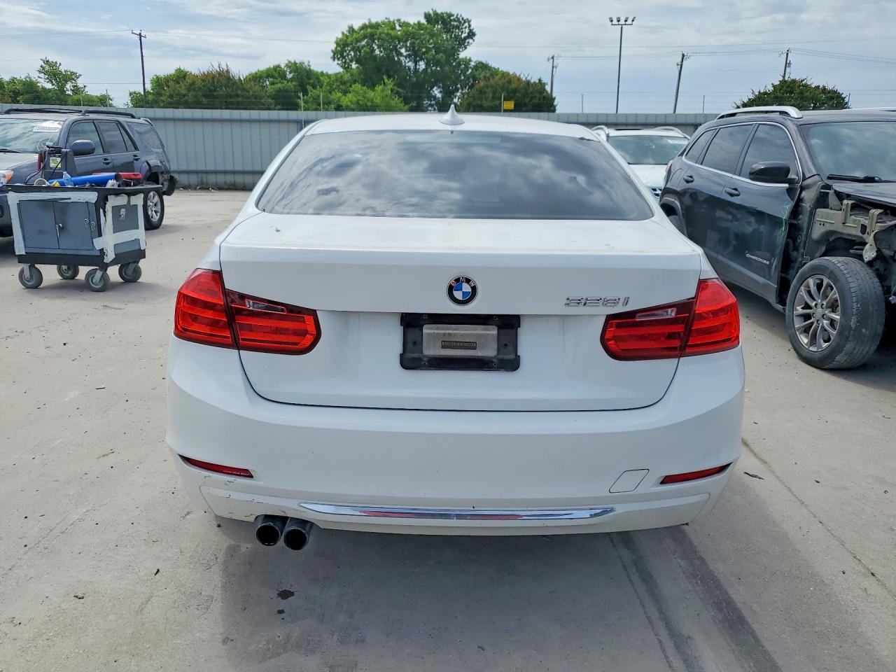 2012 Bmw 328 I White vin: WBA3A5G54CNP17045
