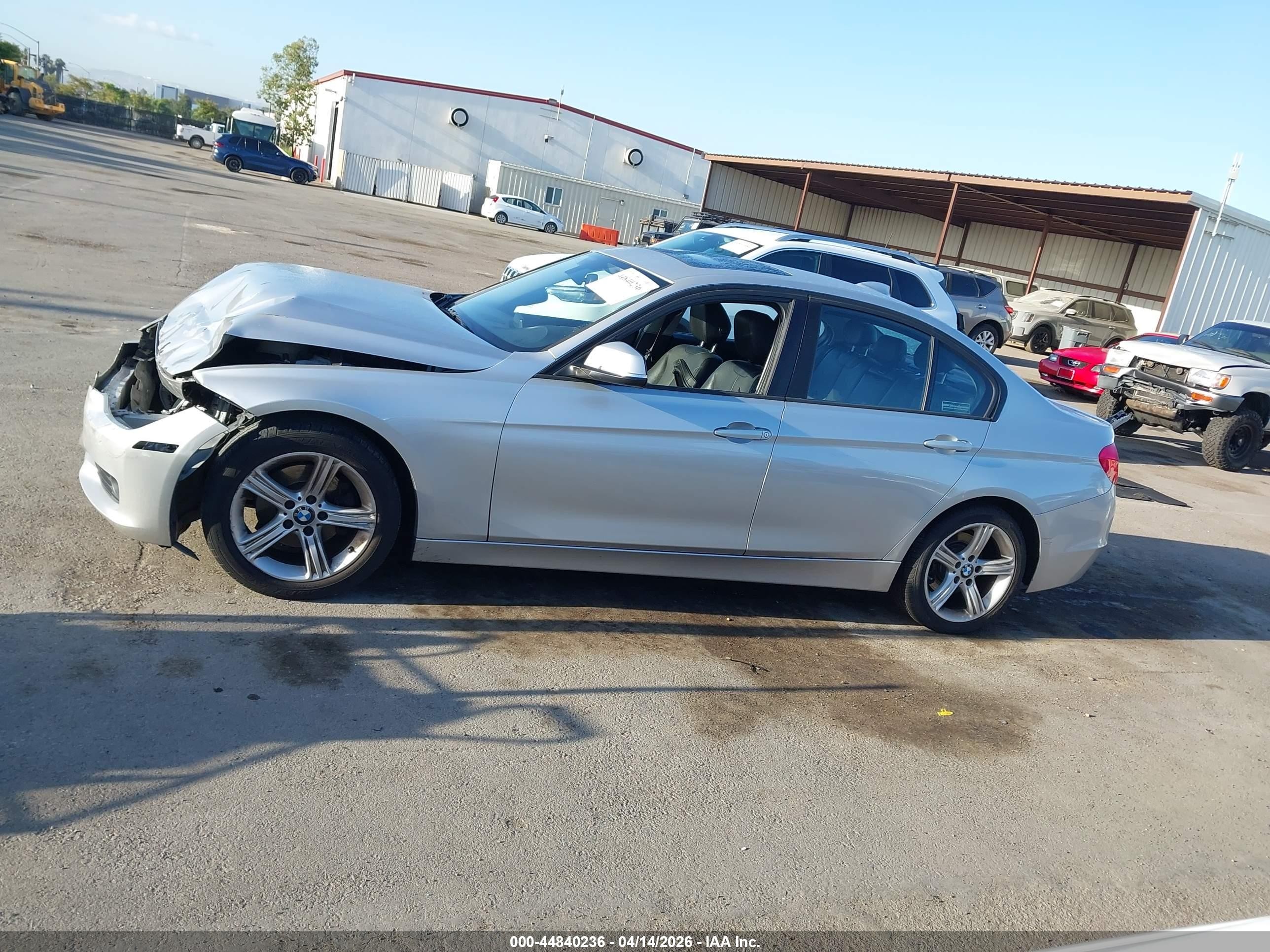 2013 Bmw 328i   Silver vin: WBA3A5G54DNP26409