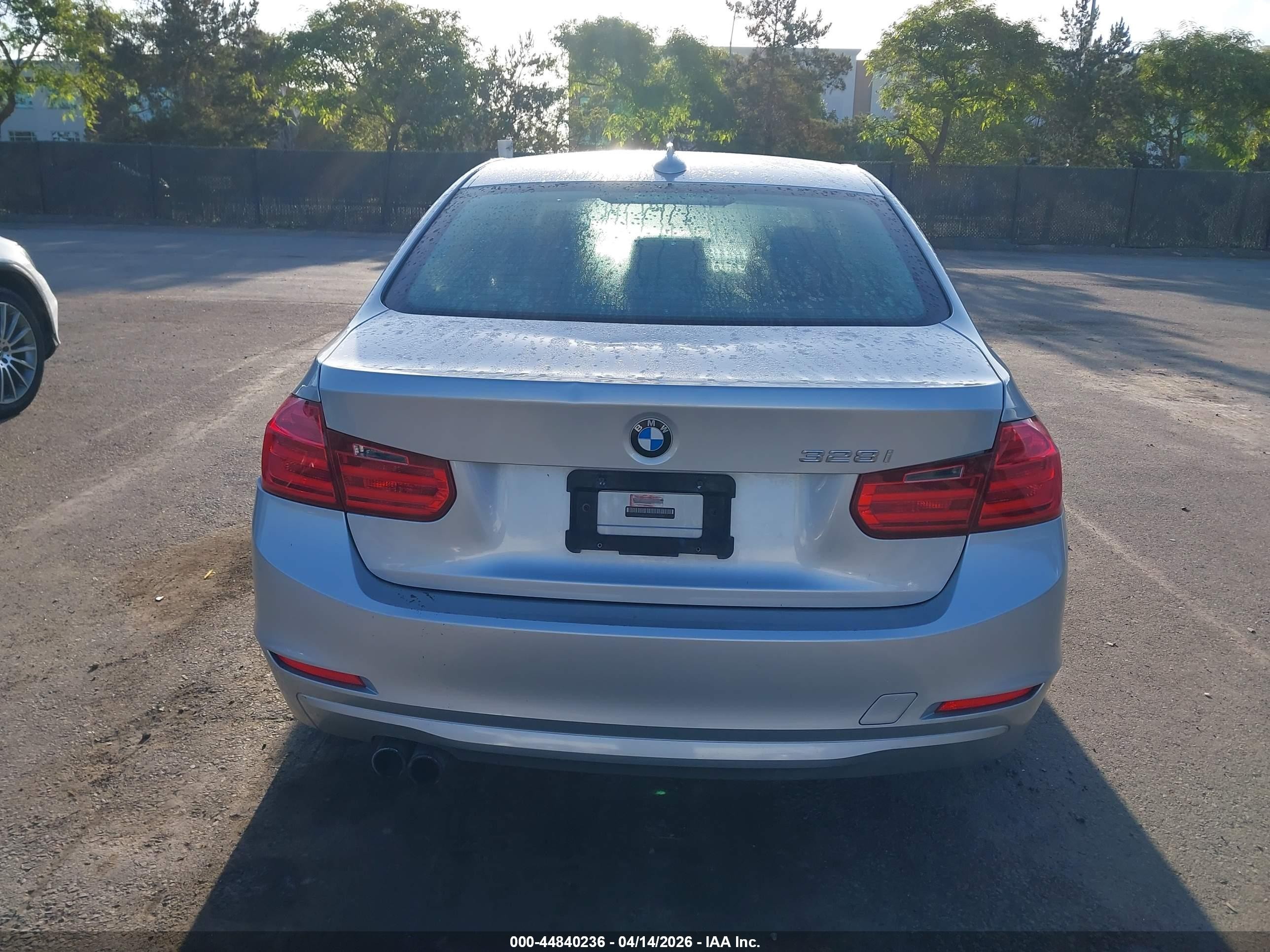 2013 Bmw 328i   Silver vin: WBA3A5G54DNP26409