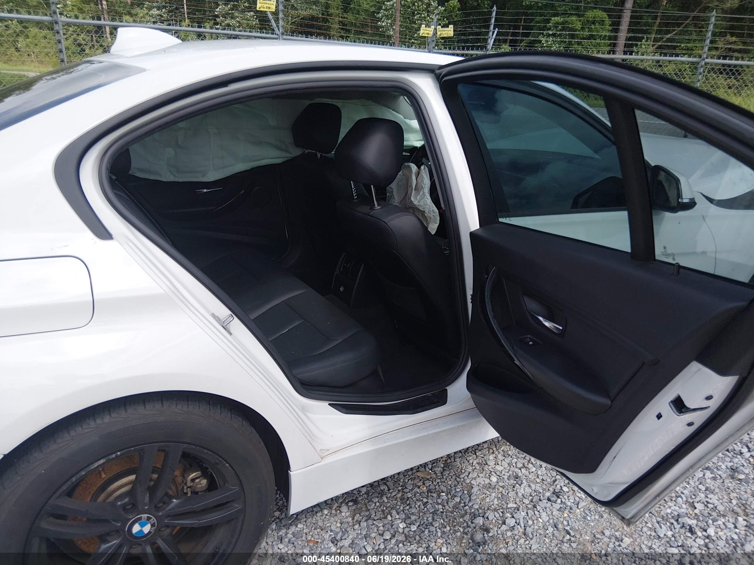 2015 Bmw 328i   White vin: WBA3A5G54FNS87621