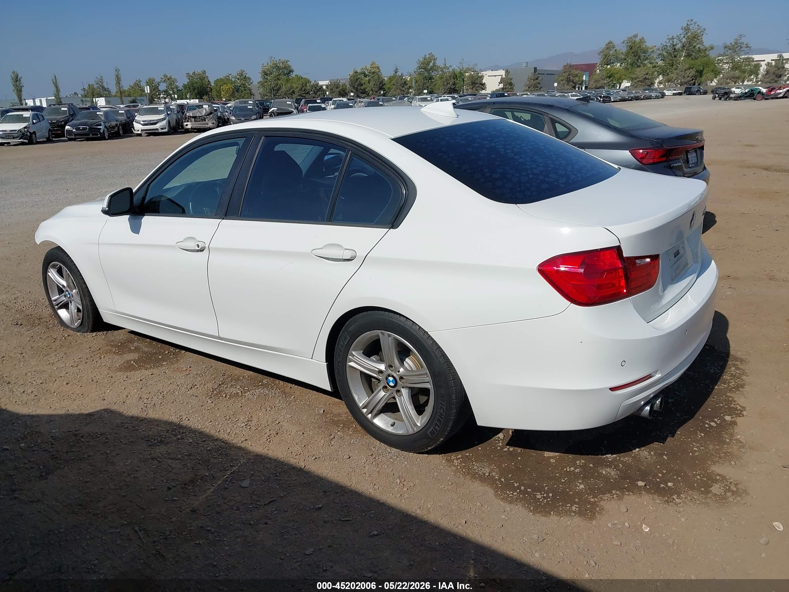 2015 Bmw 328i   White vin: WBA3A5G54FNS90938