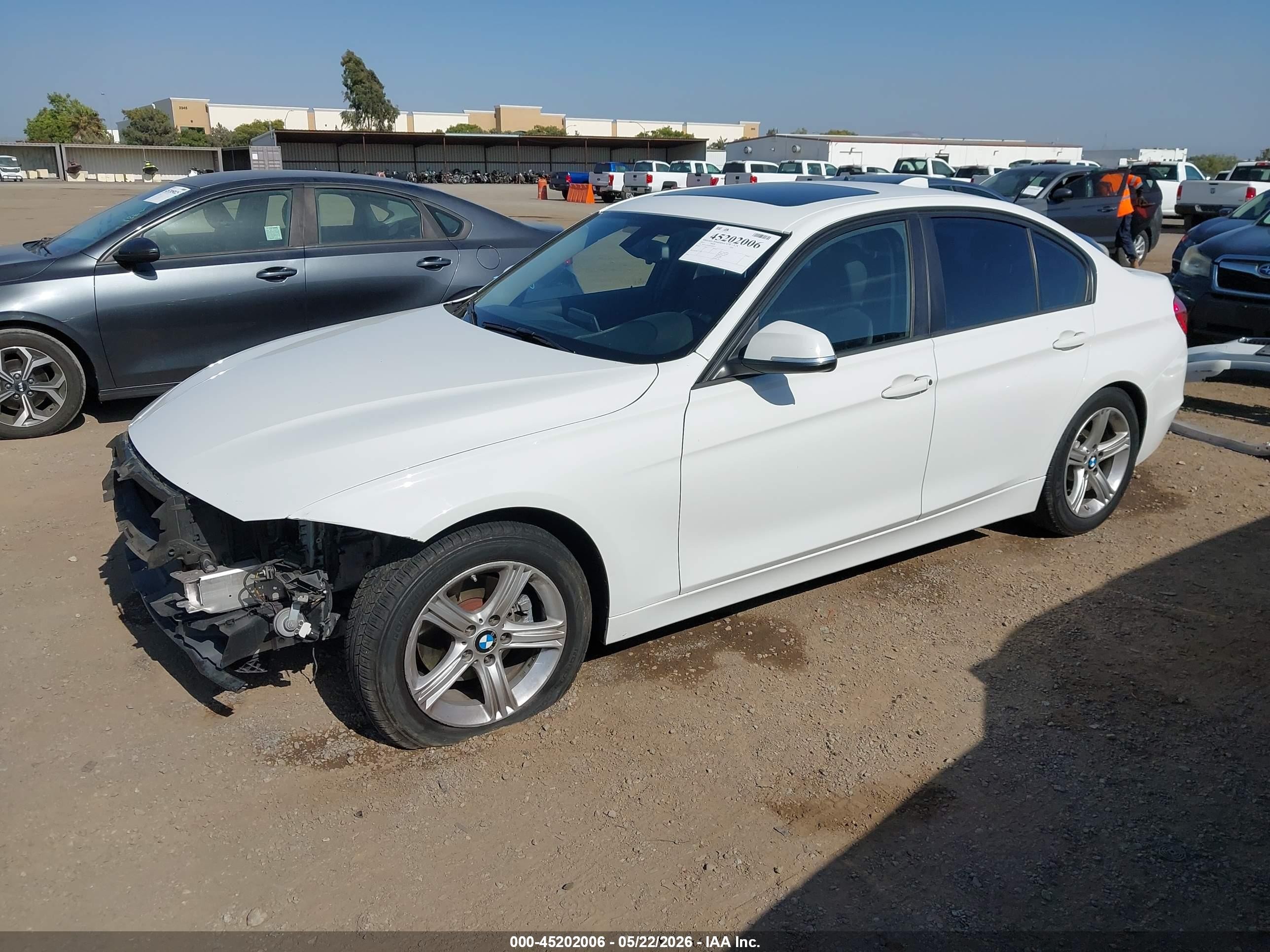2015 Bmw 328i   White vin: WBA3A5G54FNS90938