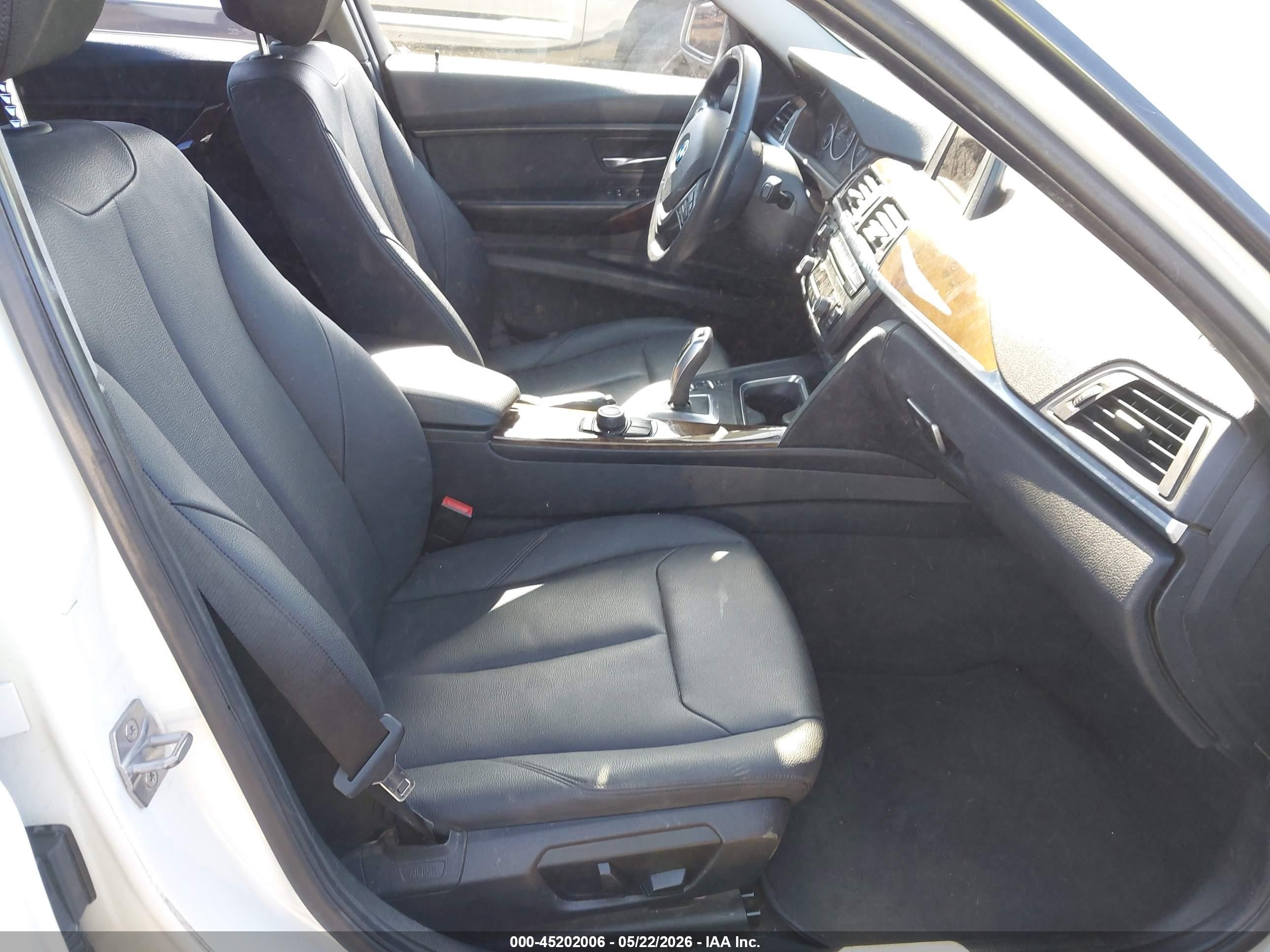 2015 Bmw 328i   White vin: WBA3A5G54FNS90938