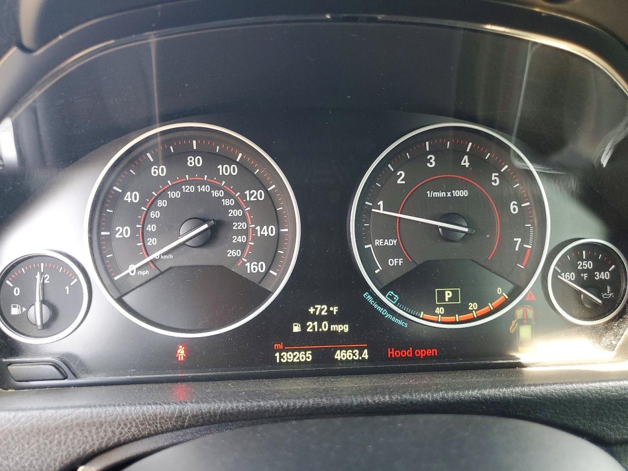 2015 Bmw 328 I Белый vin: WBA3A5G54FNS90969