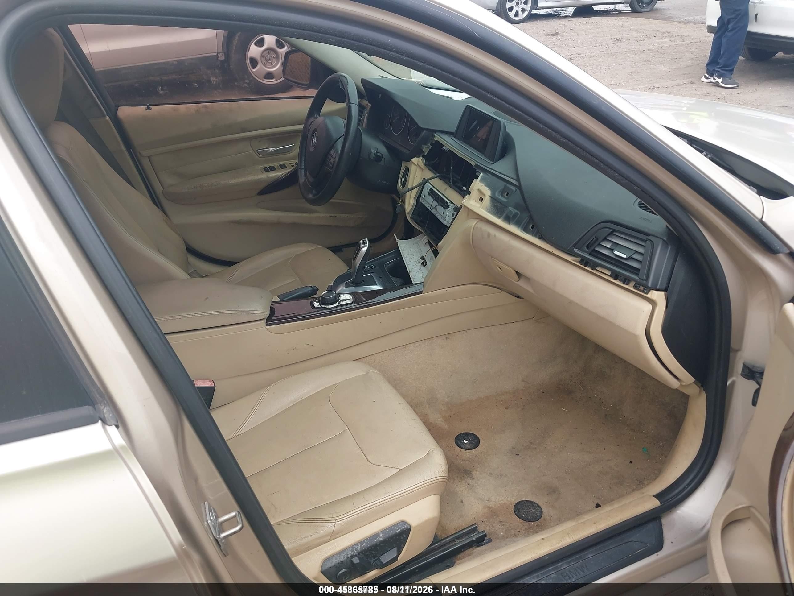 2013 Bmw 328i   Gold vin: WBA3A5G55DNP21302