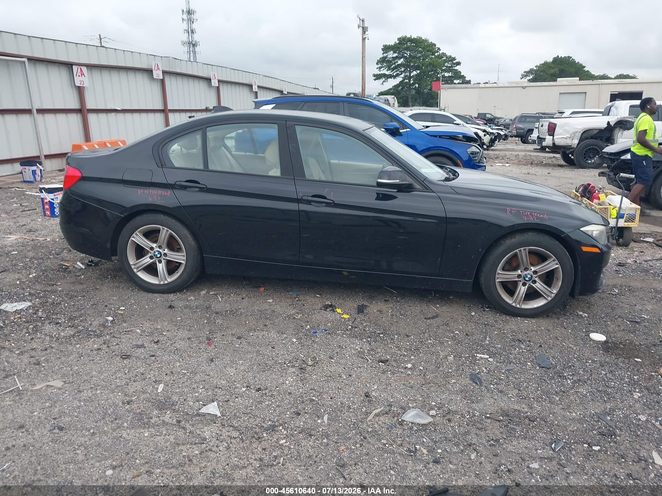 2013 Bmw 328i   Black vin: WBA3A5G55DNP23759