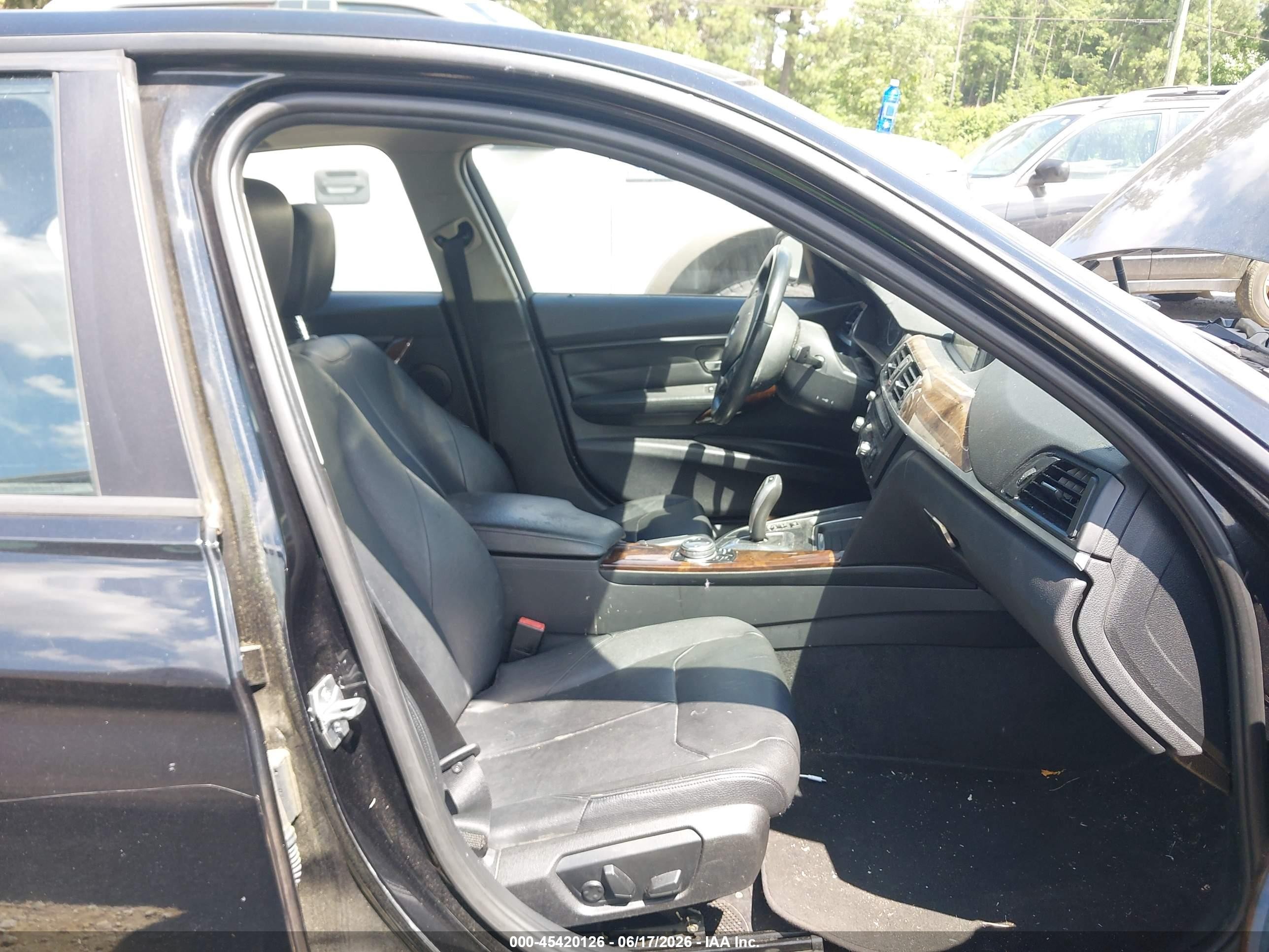 2014 Bmw 328i   Black vin: WBA3A5G55ENP31135