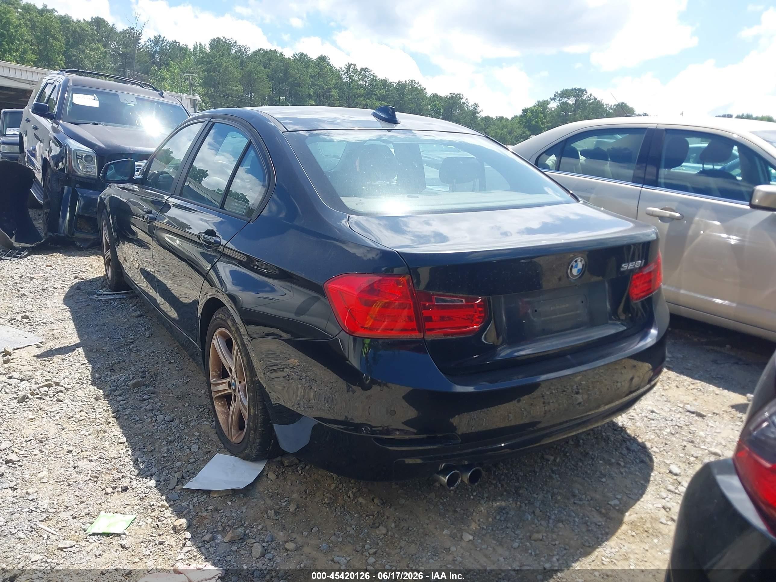 2014 Bmw 328i   Black vin: WBA3A5G55ENP31135