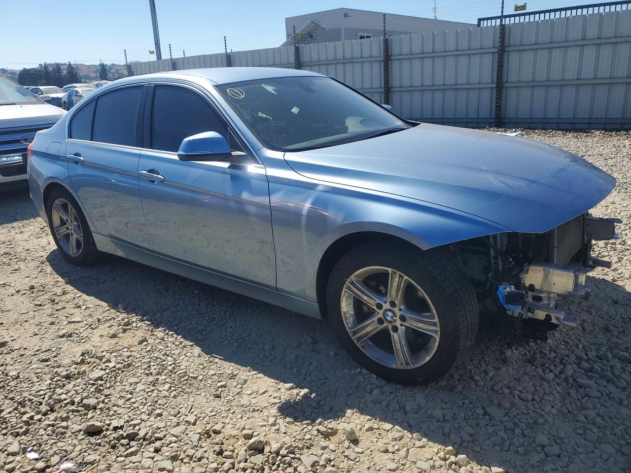 2015 Bmw 328 I Синий vin: WBA3A5G55FNS82136