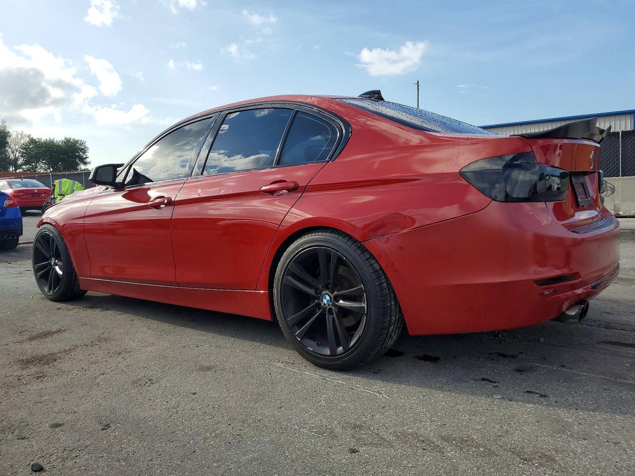 2015 Bmw 328 I Red vin: WBA3A5G55FNS89832