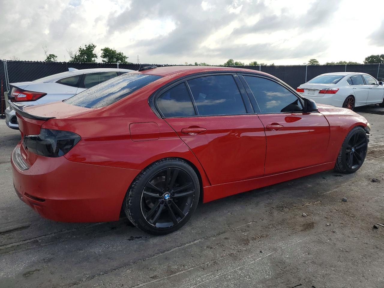 2015 Bmw 328 I Red vin: WBA3A5G55FNS89832