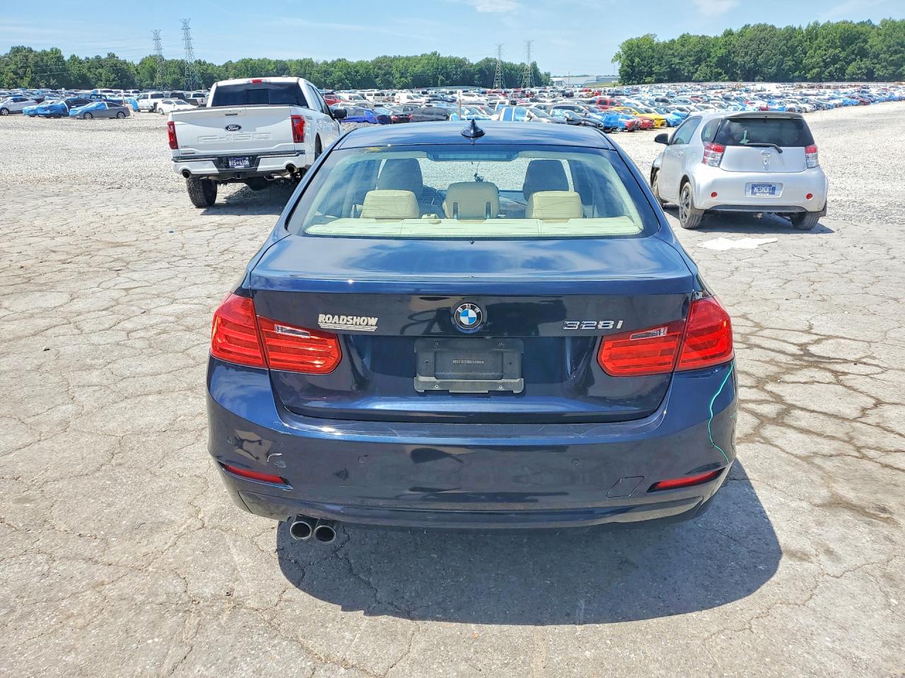 2015 Bmw 328 I Blue vin: WBA3A5G56FNS87409