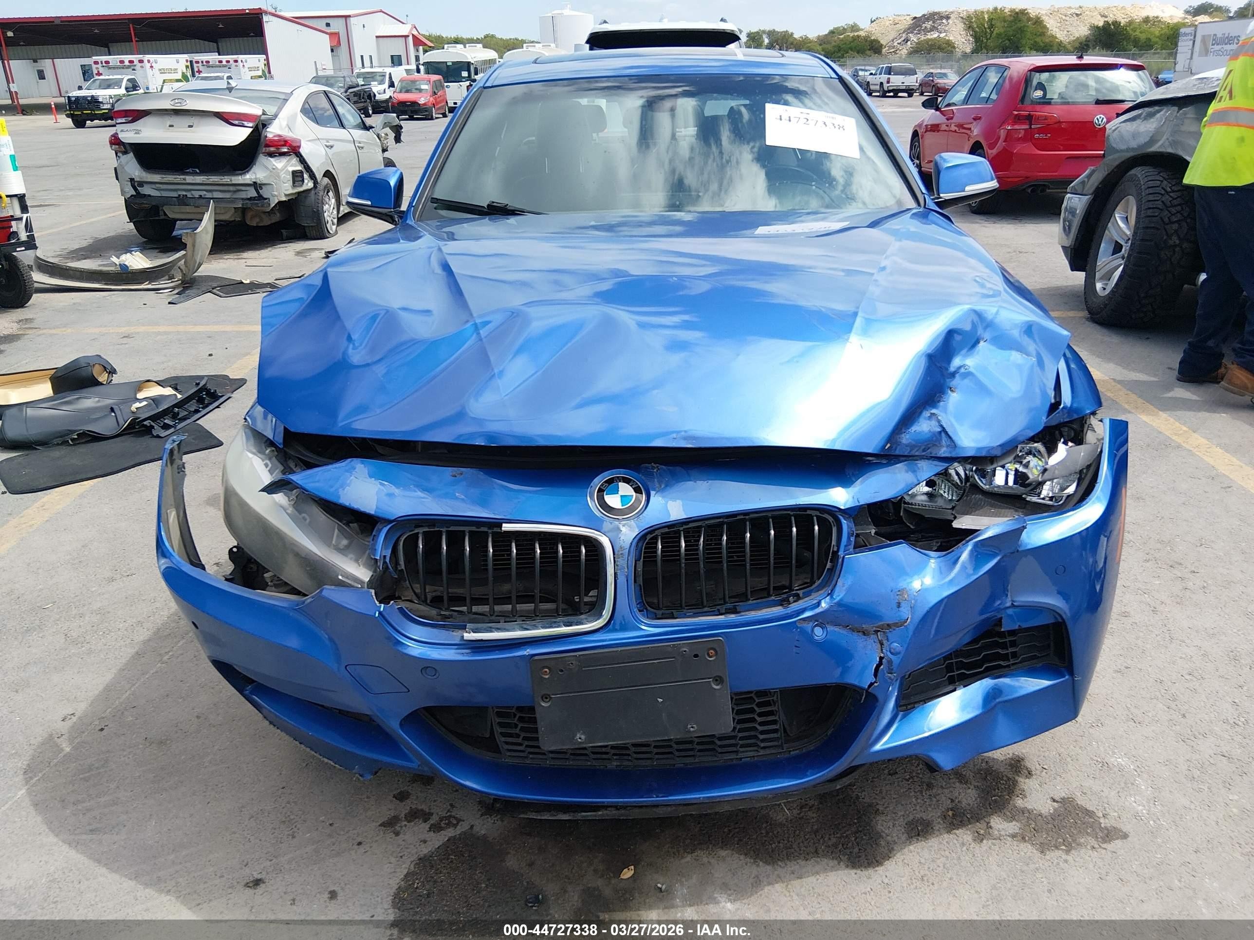 2014 Bmw 328i   Blue vin: WBA3A5G57ENP27524