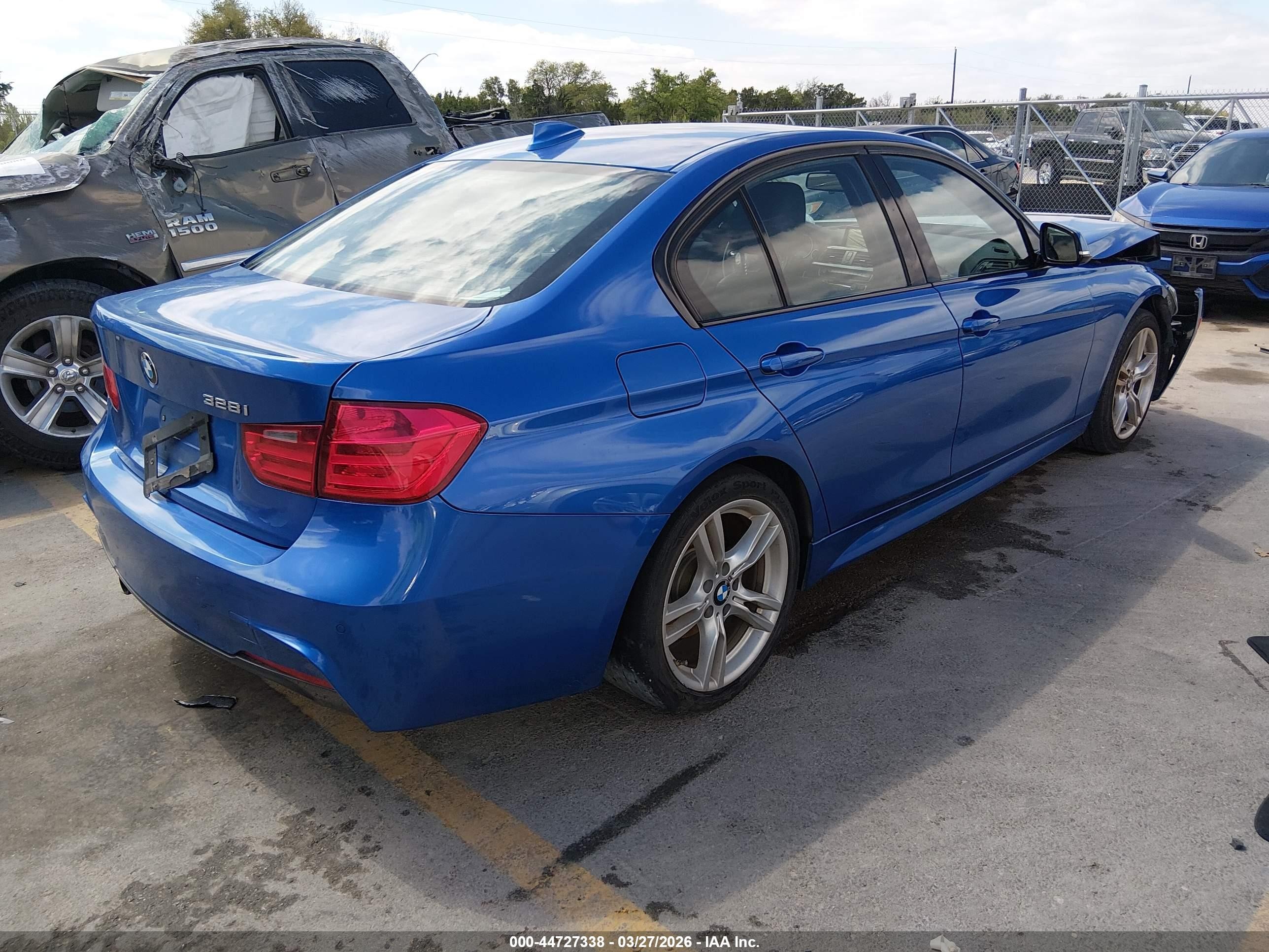 2014 Bmw 328i   Blue vin: WBA3A5G57ENP27524