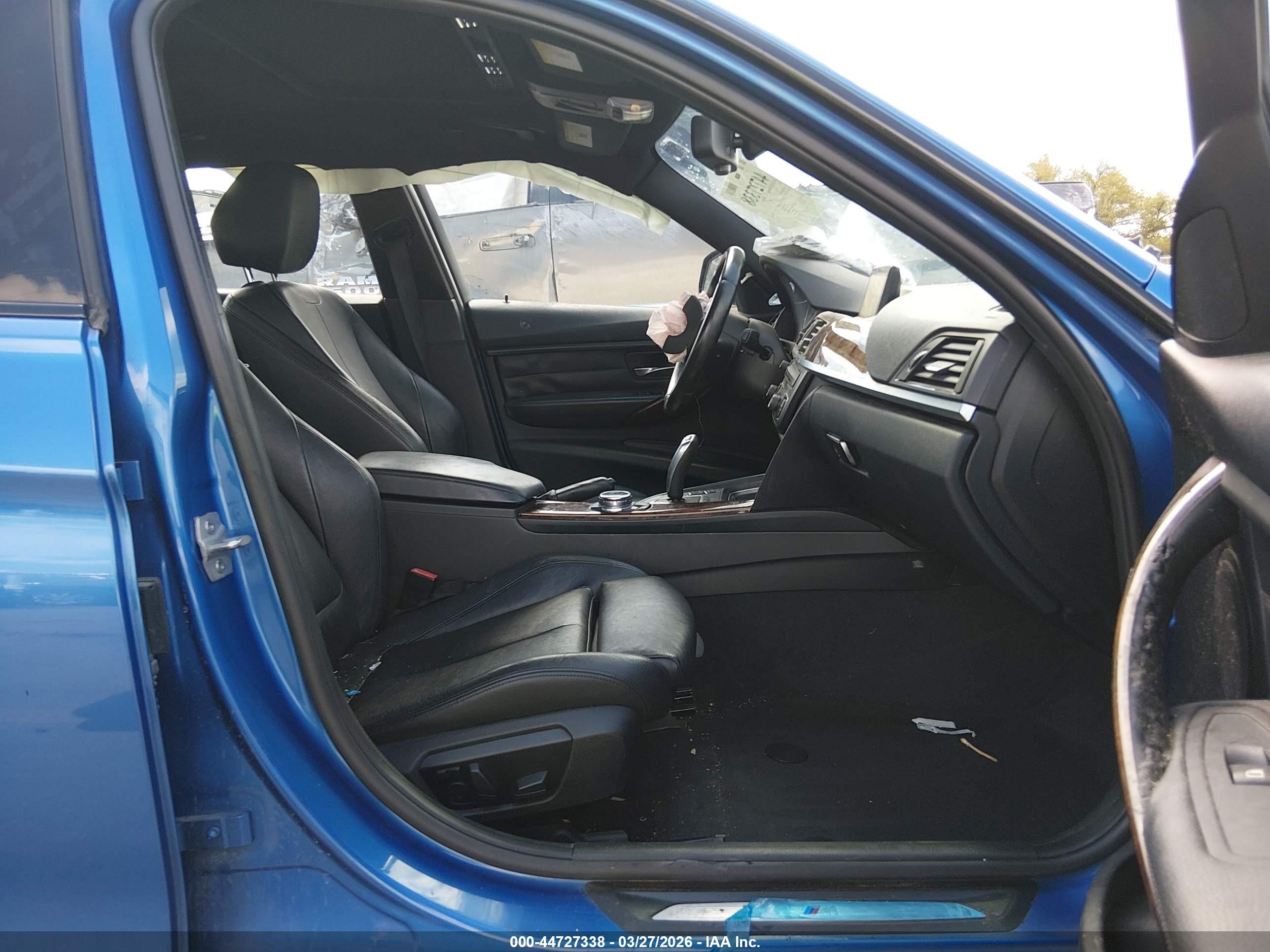 2014 Bmw 328i   Blue vin: WBA3A5G57ENP27524
