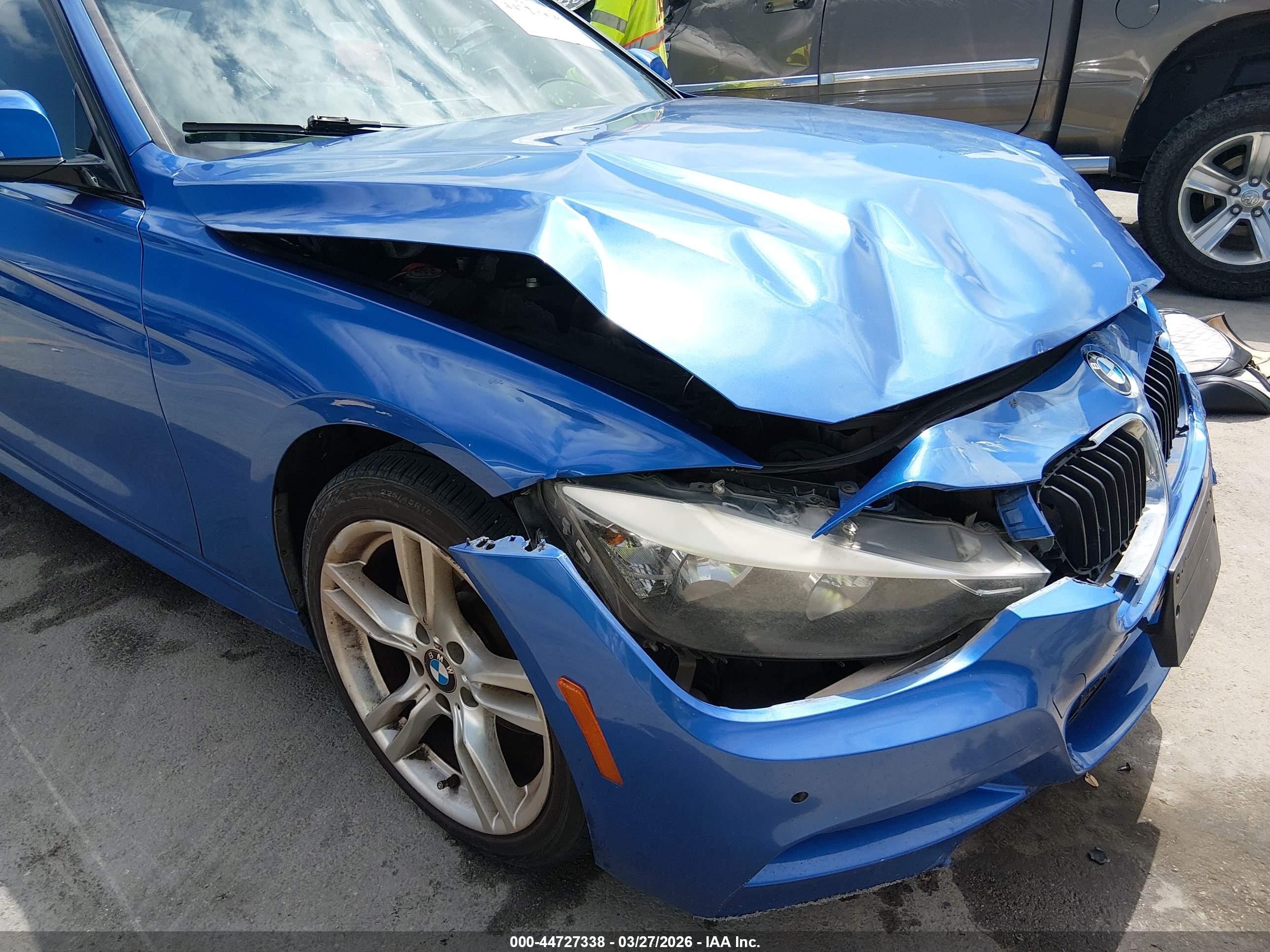 2014 Bmw 328i   Blue vin: WBA3A5G57ENP27524