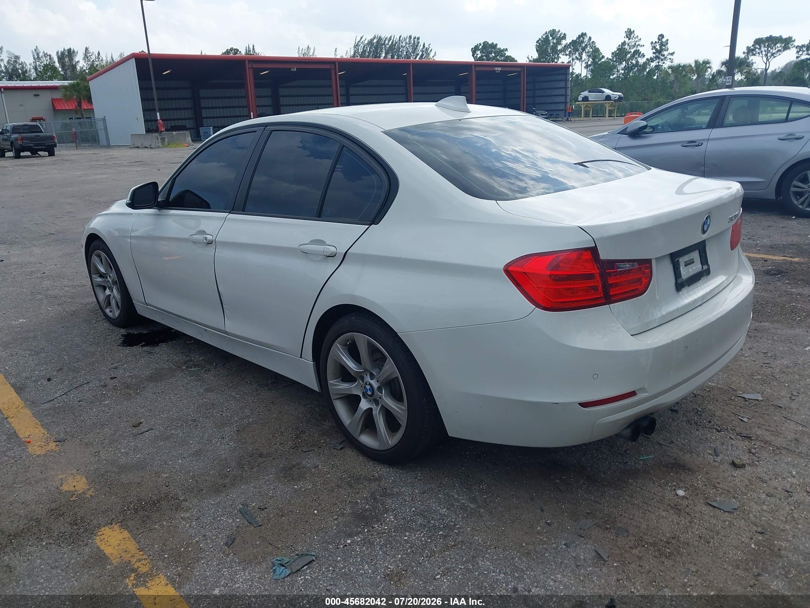 2015 Bmw 328i   White vin: WBA3A5G57FNS83403