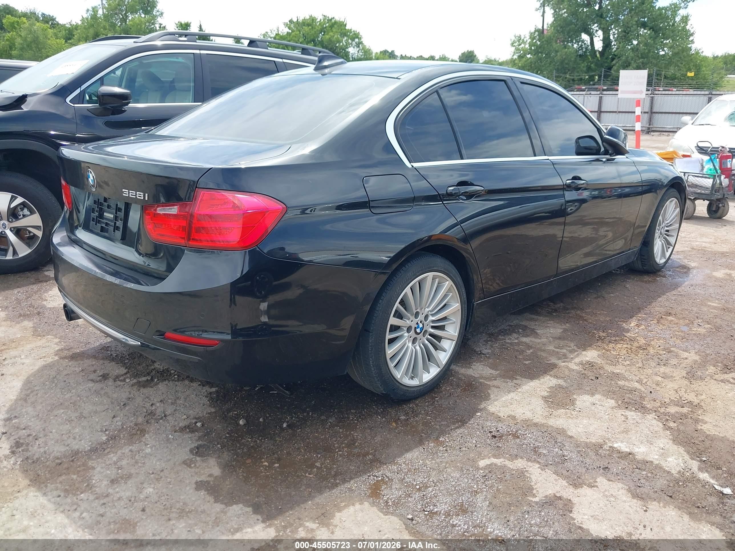 2012 Bmw 328i   Black vin: WBA3A5G58CNP17016