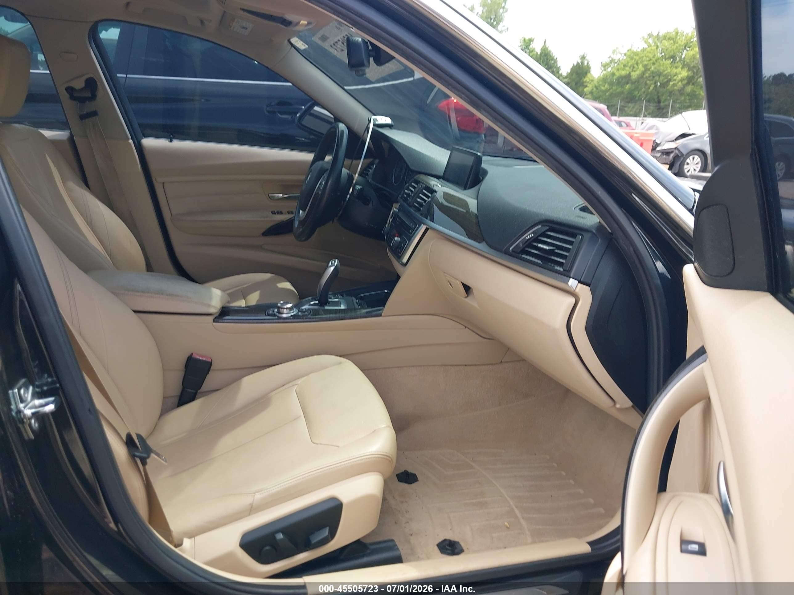2012 Bmw 328i   Black vin: WBA3A5G58CNP17016