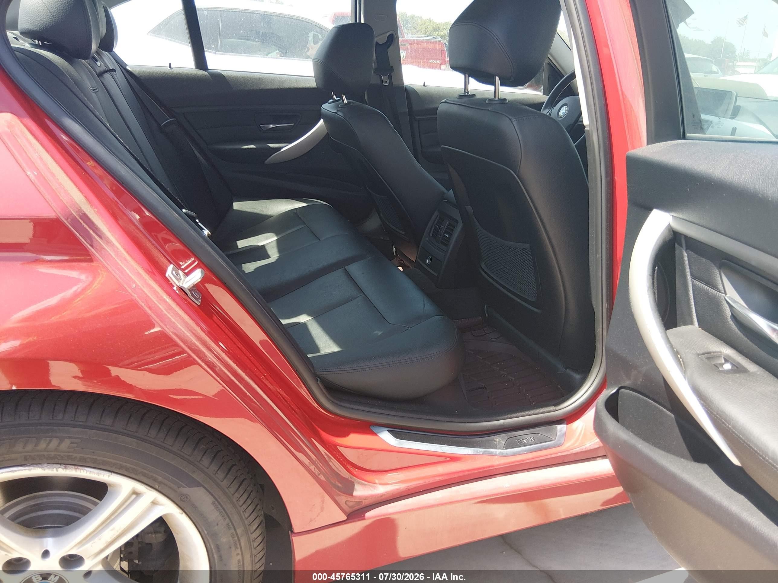 2013 Bmw 328i Red vin: WBA3A5G58DNP23271