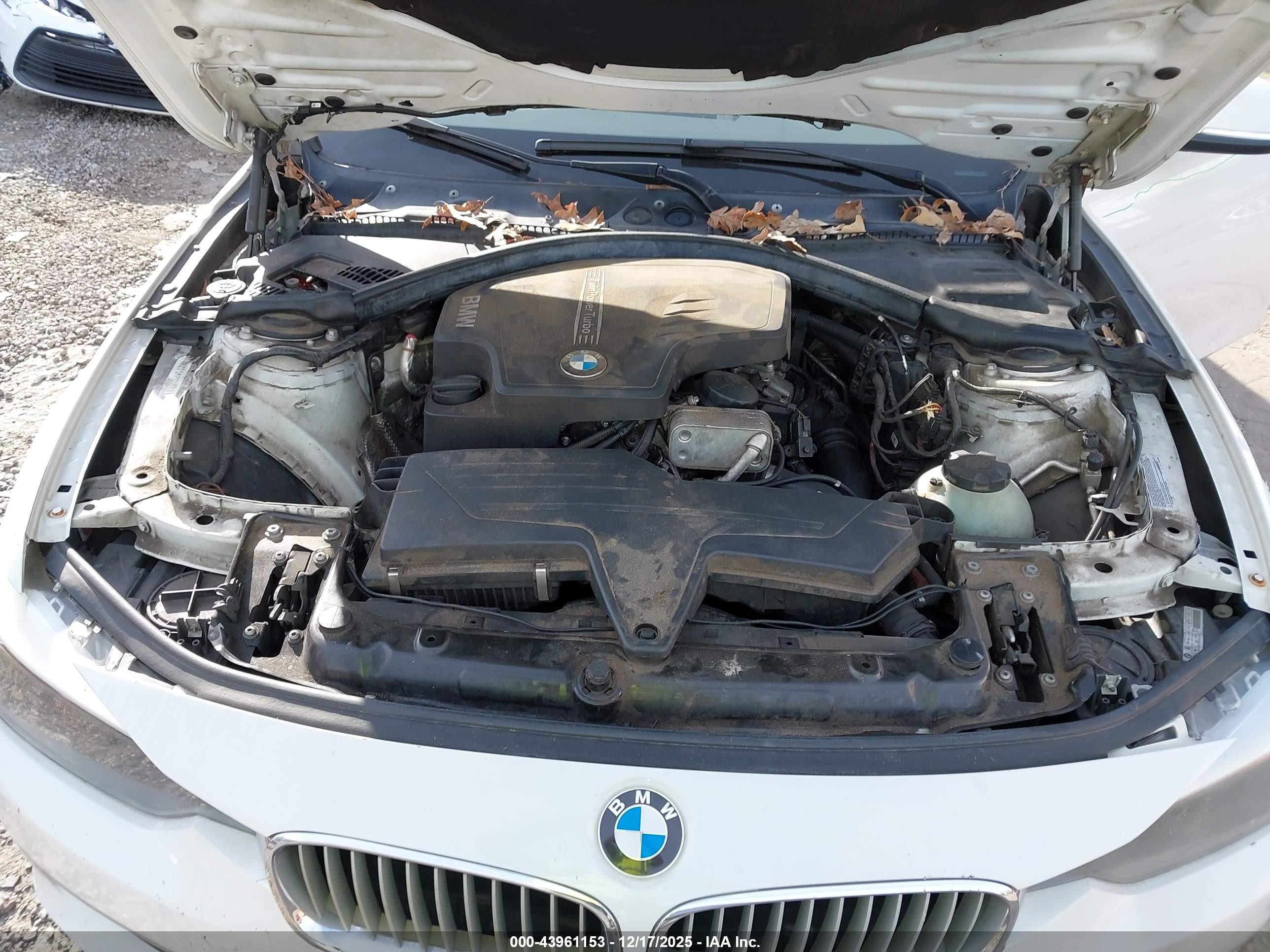 2013 Bmw 328i   Белый vin: WBA3A5G58DNP23920