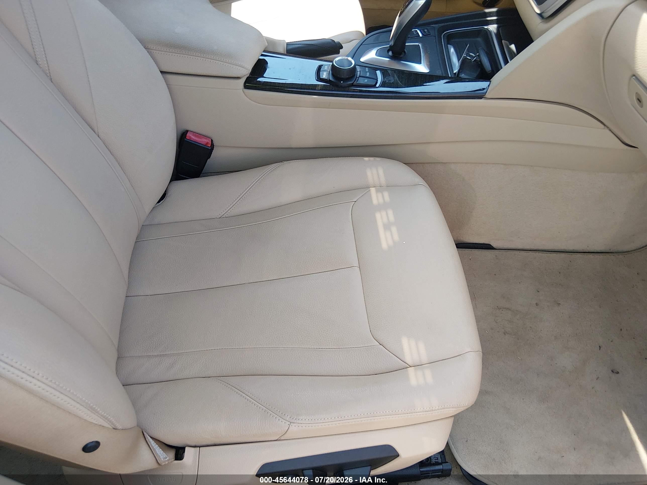 2014 Bmw 328i   Brown vin: WBA3A5G59ENP31459