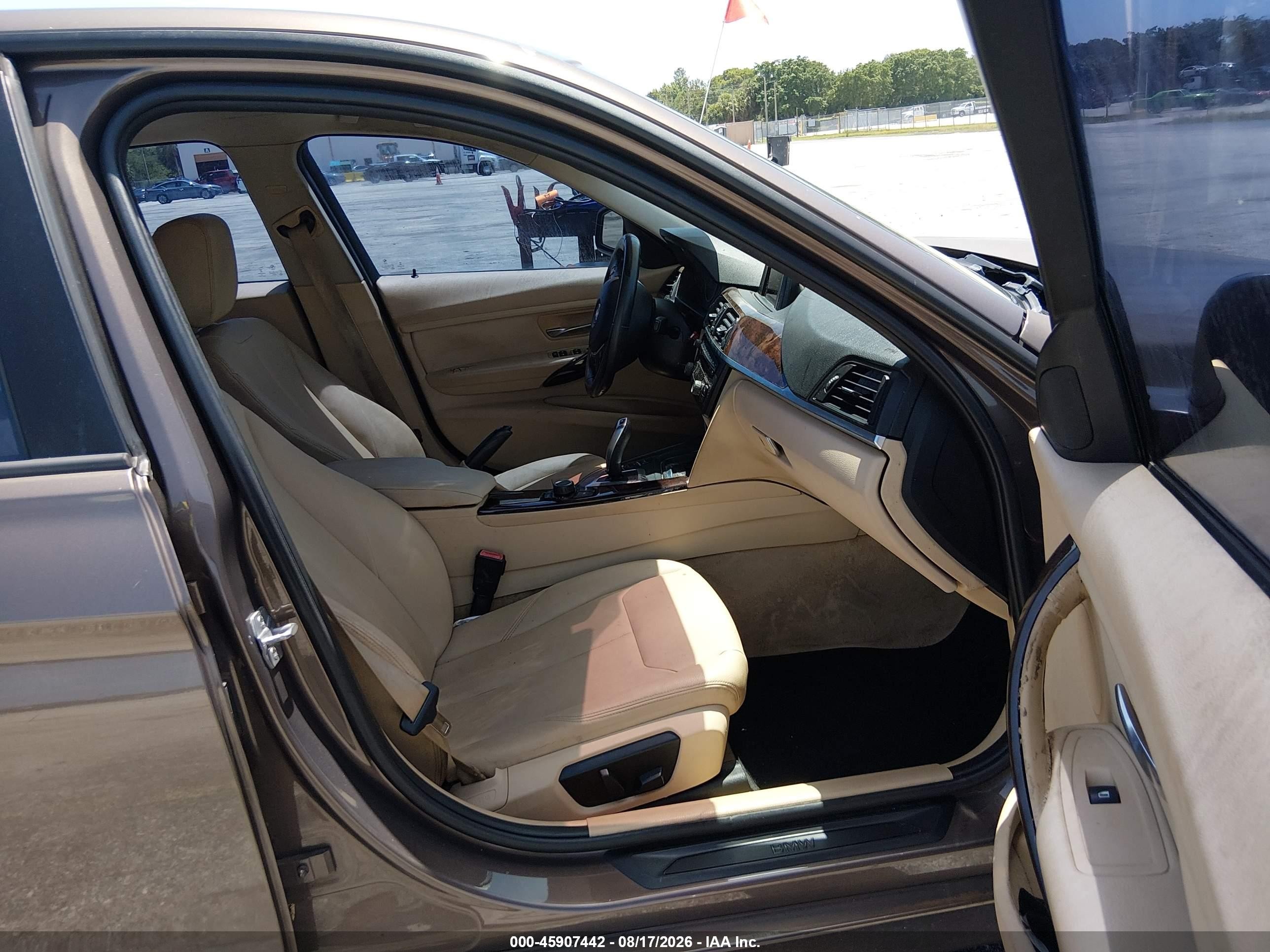 2014 Bmw 328i   Brown vin: WBA3A5G59ENP32305