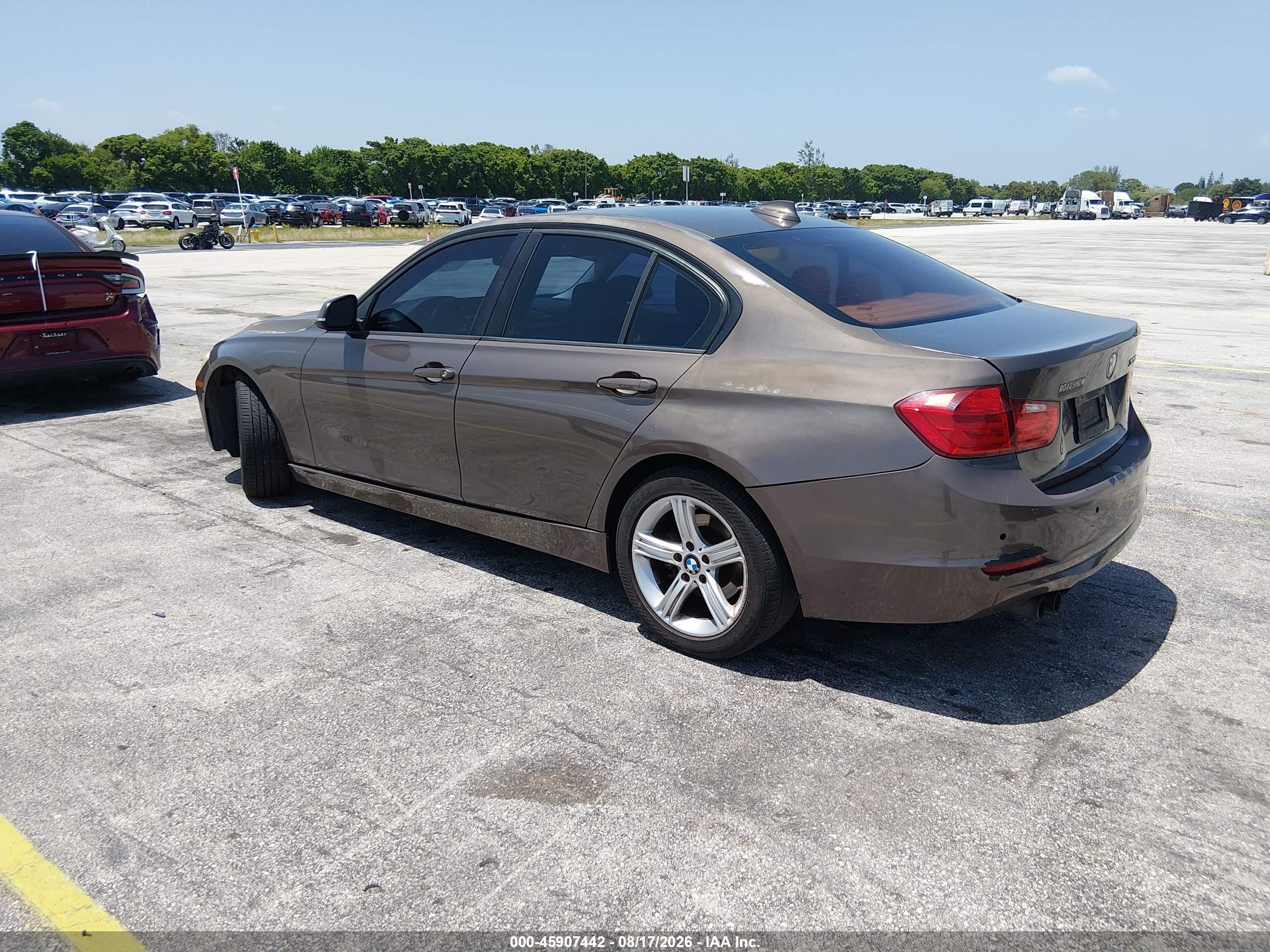 2014 Bmw 328i   Brown vin: WBA3A5G59ENP32305