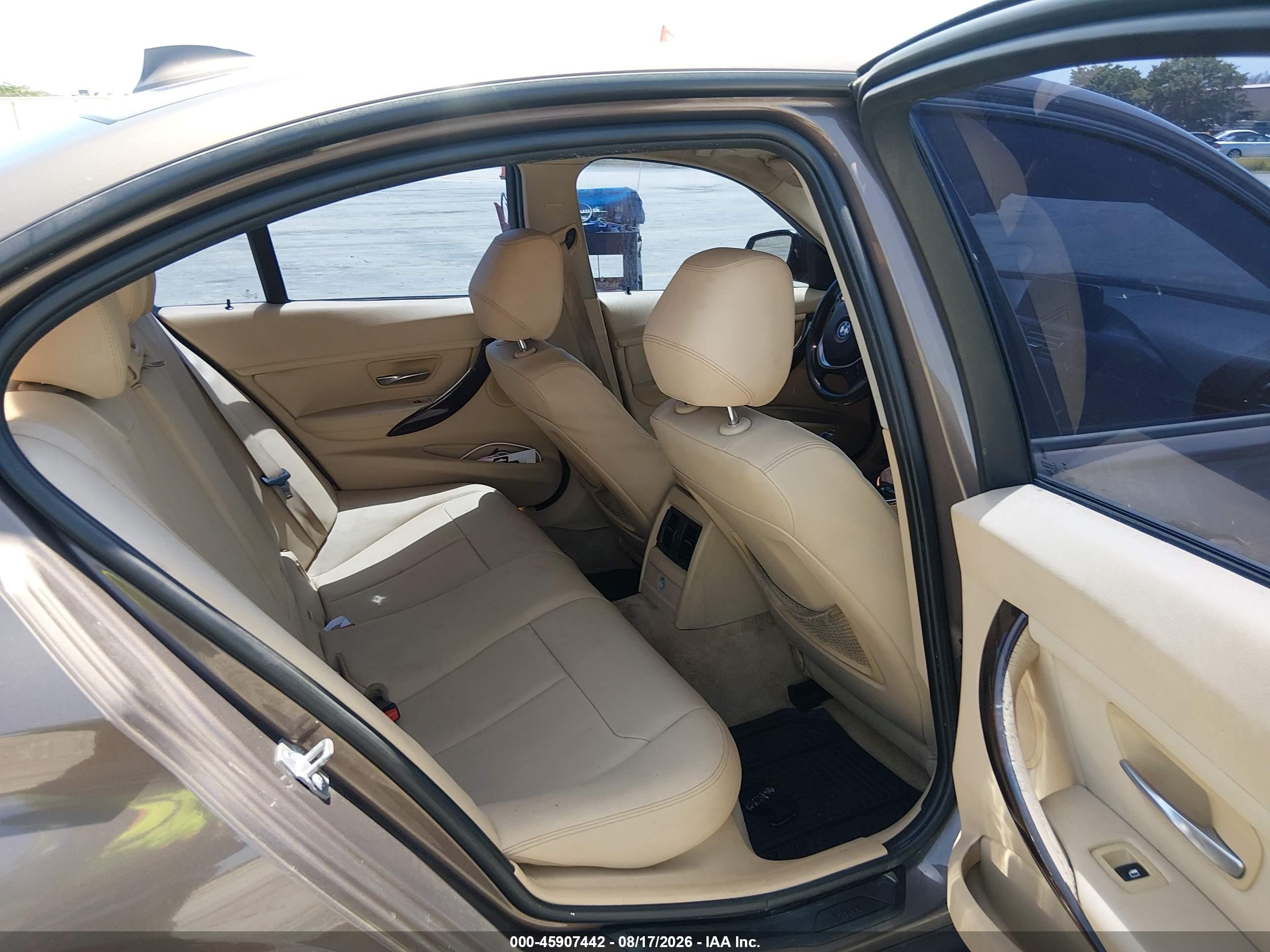 2014 Bmw 328i   Brown vin: WBA3A5G59ENP32305