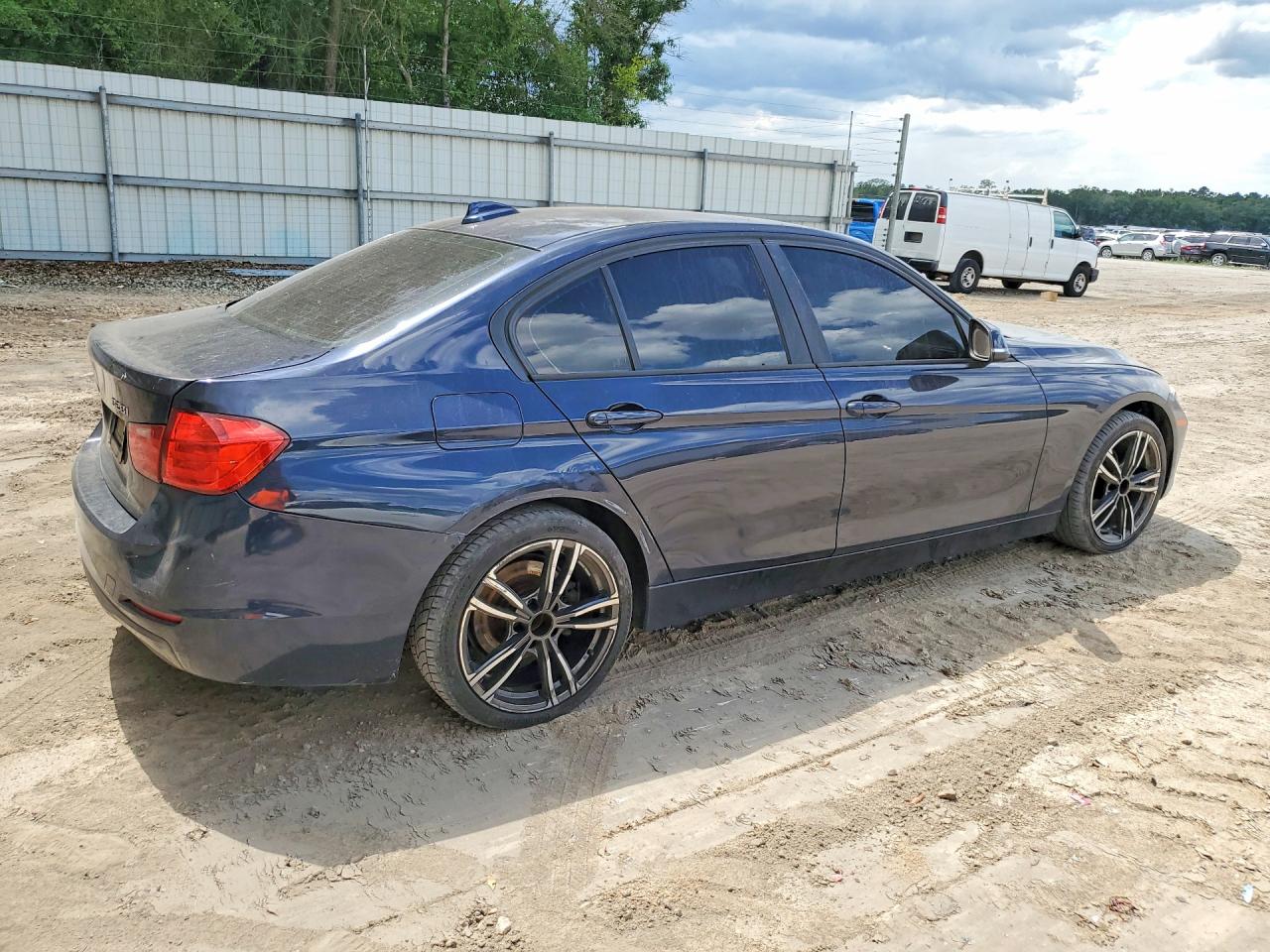2013 Bmw 328 I Blue vin: WBA3A5G5XDNP22218