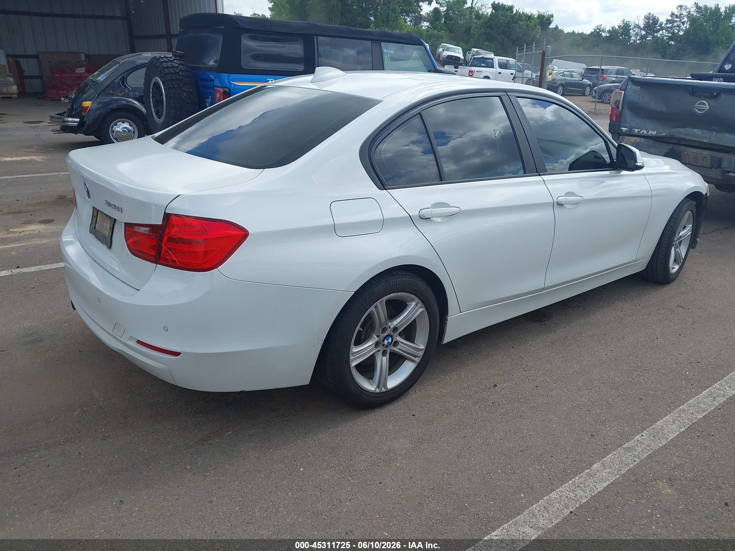 2015 Bmw 328i   White vin: WBA3A5G5XFNS91558