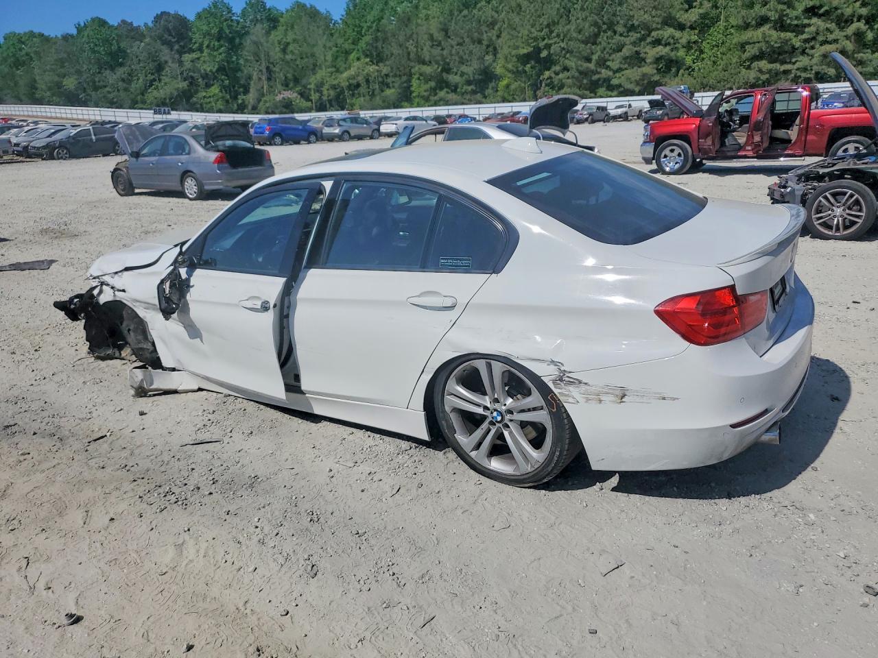 2013 Bmw 335 I White vin: WBA3A9C50DF475573